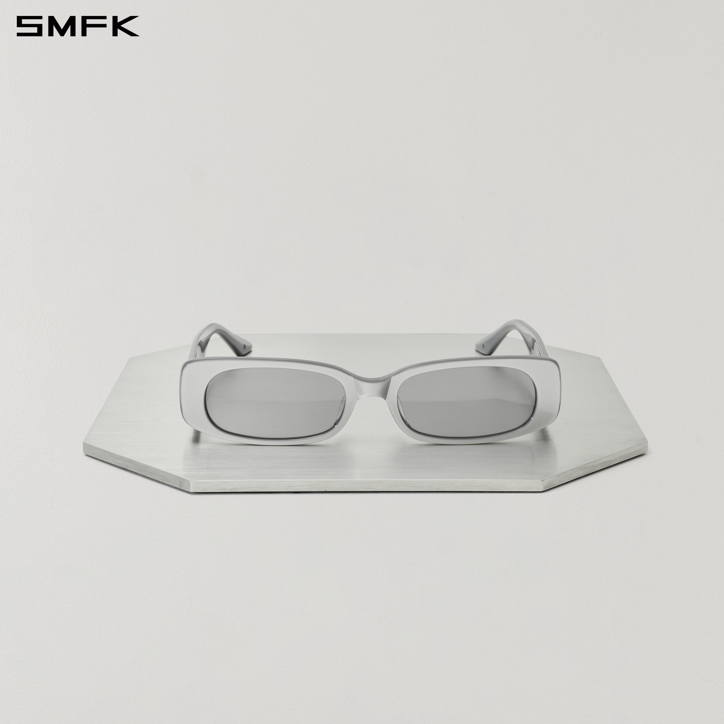 FUTURE STREAMLINE SLIM SUNGLASSES SPACE SLIVER