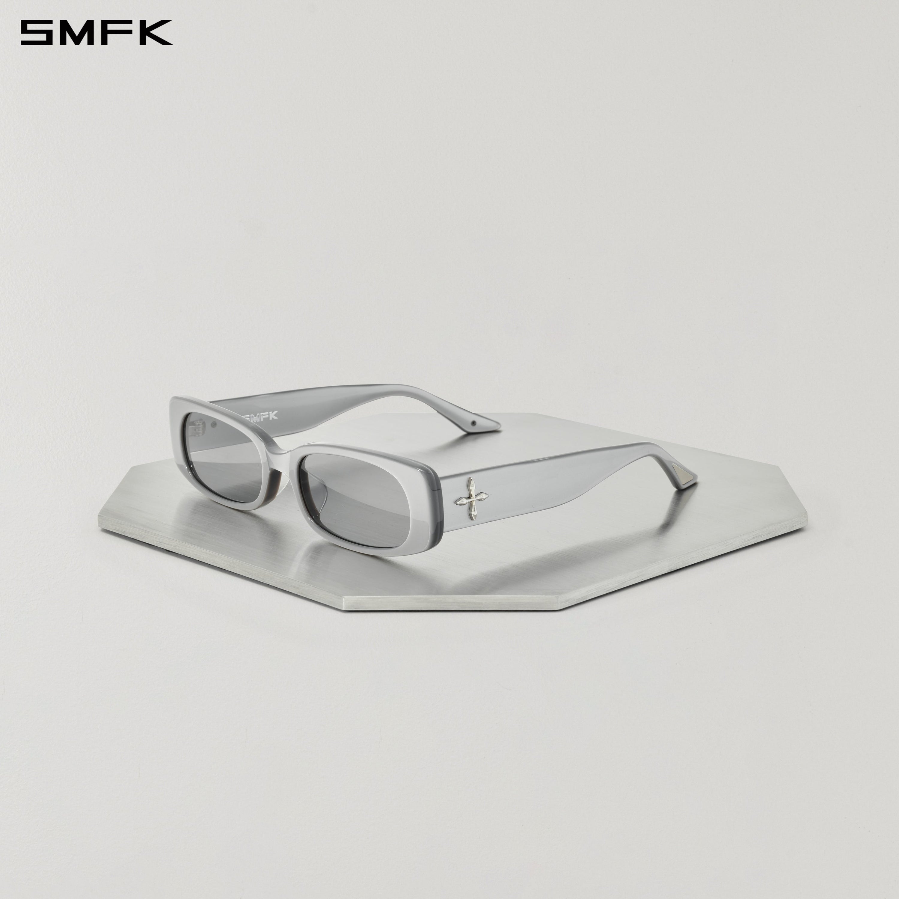 FUTURE STREAMLINE SLIM SUNGLASSES SPACE SLIVER