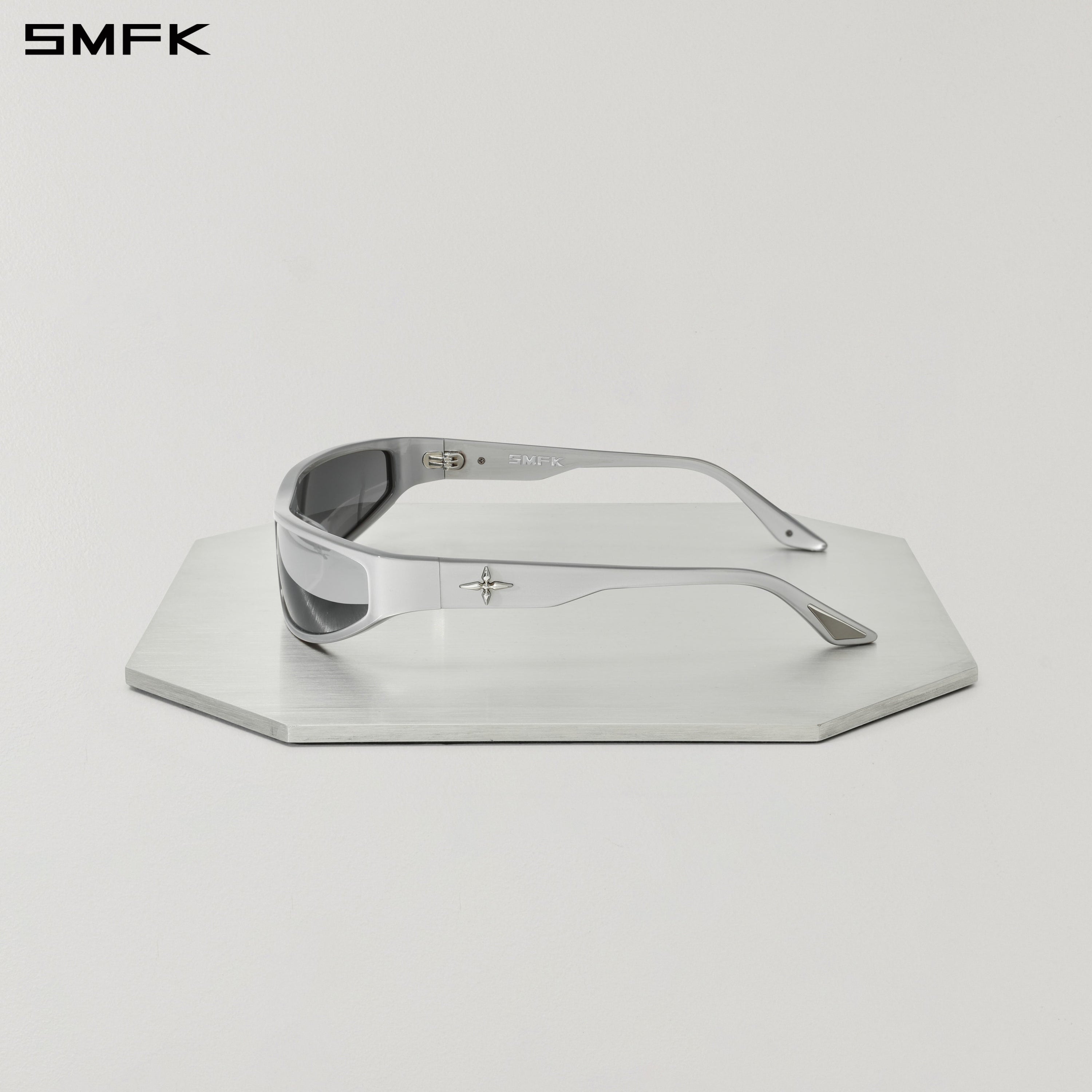 FUTURE ECLIPSE SLIM SUNGLASSES SPACE SILVER