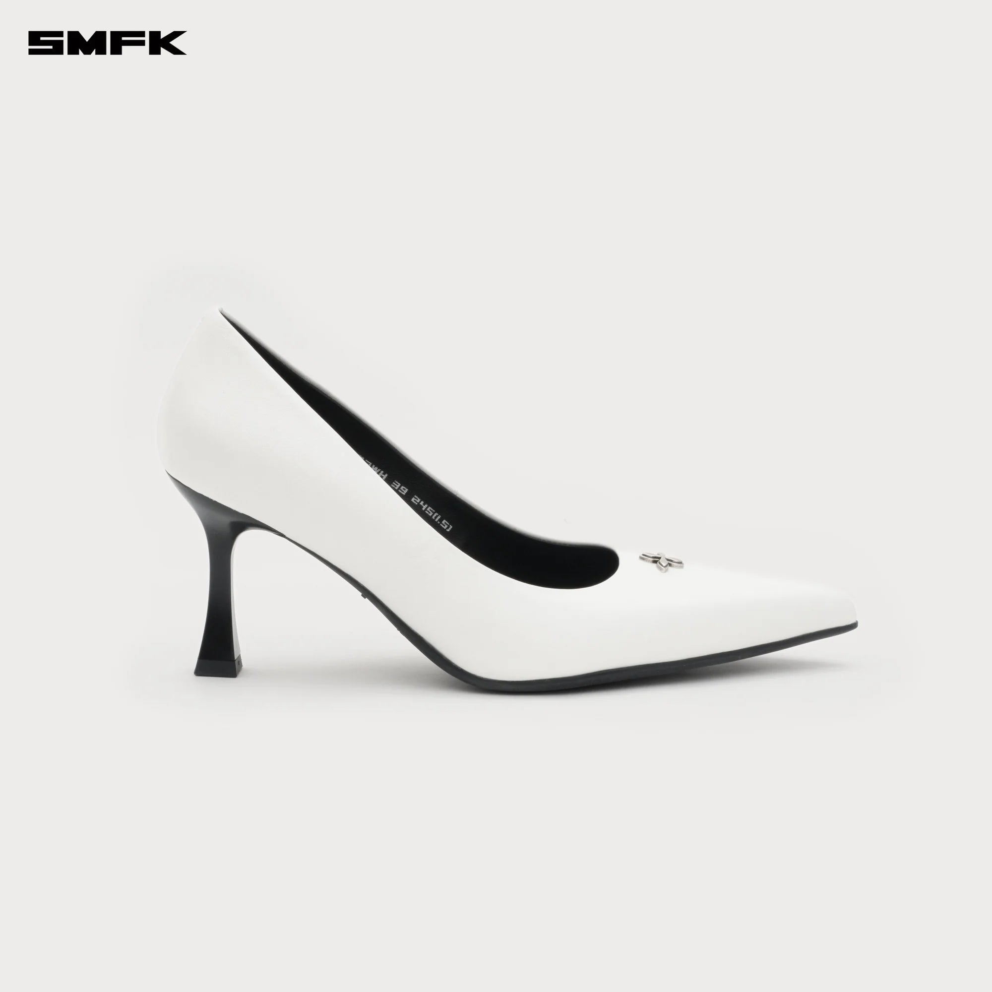 COMPASS RIVET CLASSIC HIGH HEELS IN WHITE