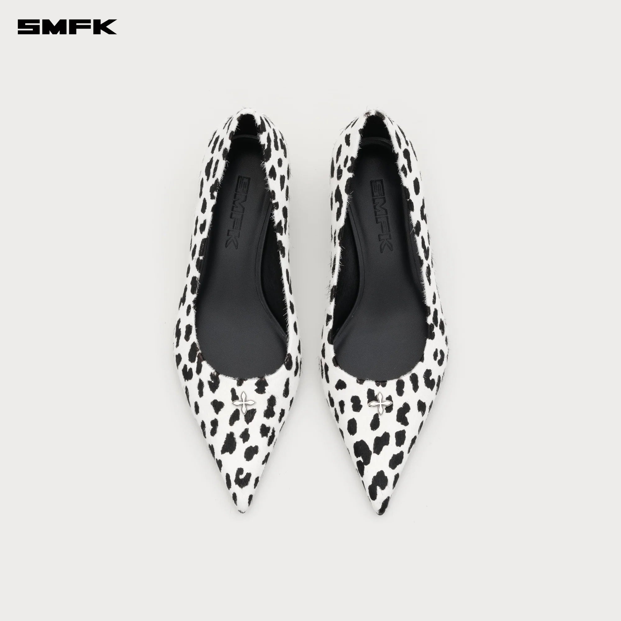 COMPASS RIVET CLASSIC FUR HIGH-HEELS IN WHITE