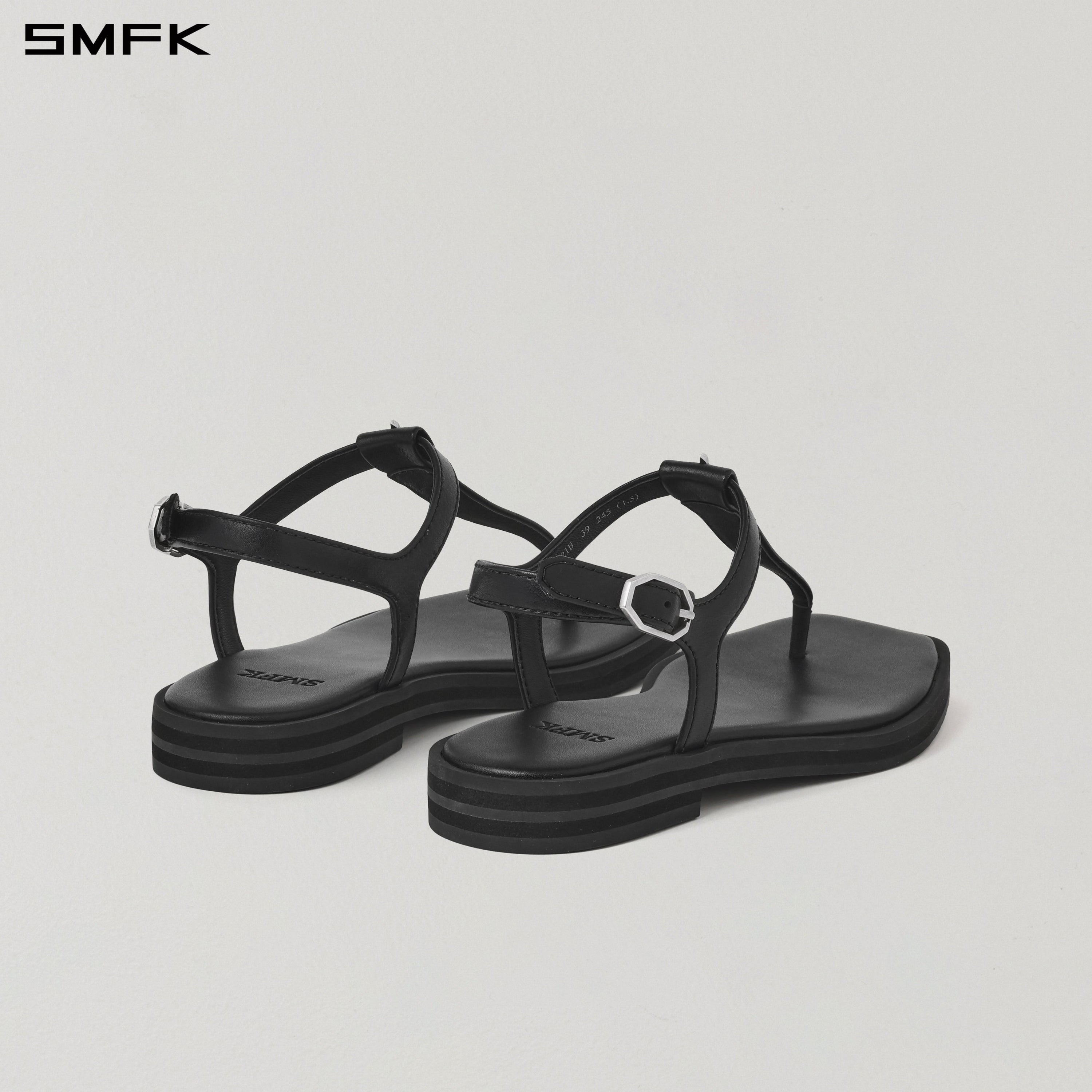 MIRAGE PRISM CLASSICAL LEATHER SANDAL/CALF WILD BLACK