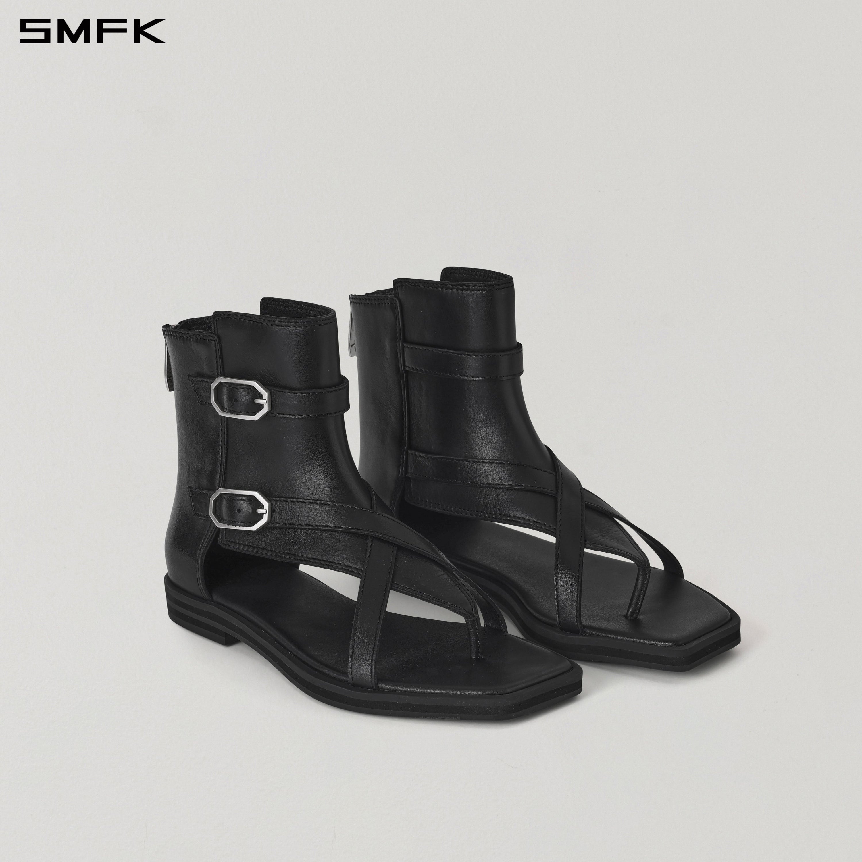 MIRAGE PRISM LEATHER SANDAL/CALF WILD BLACK