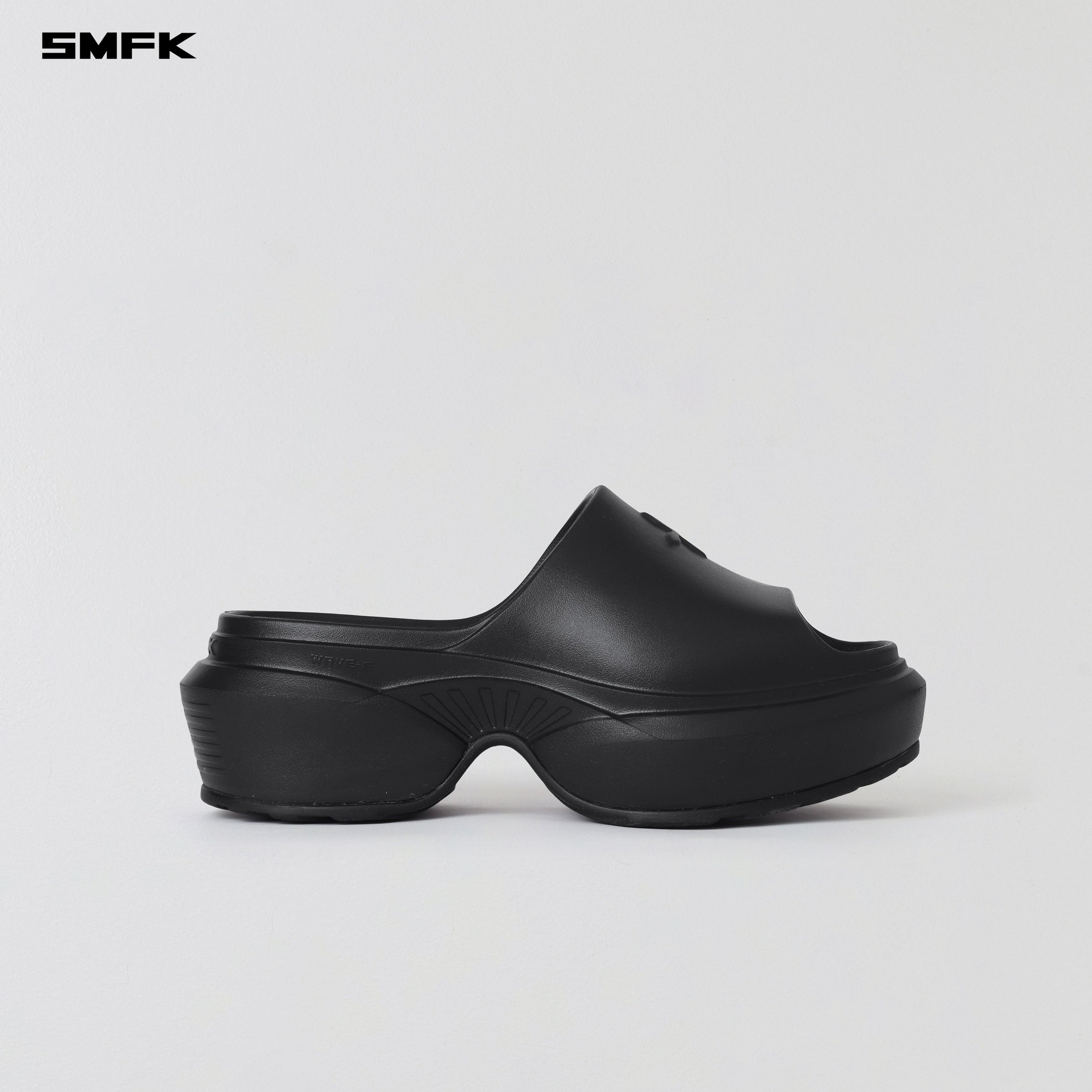WAVE SLIPPER-F WILD BLACK