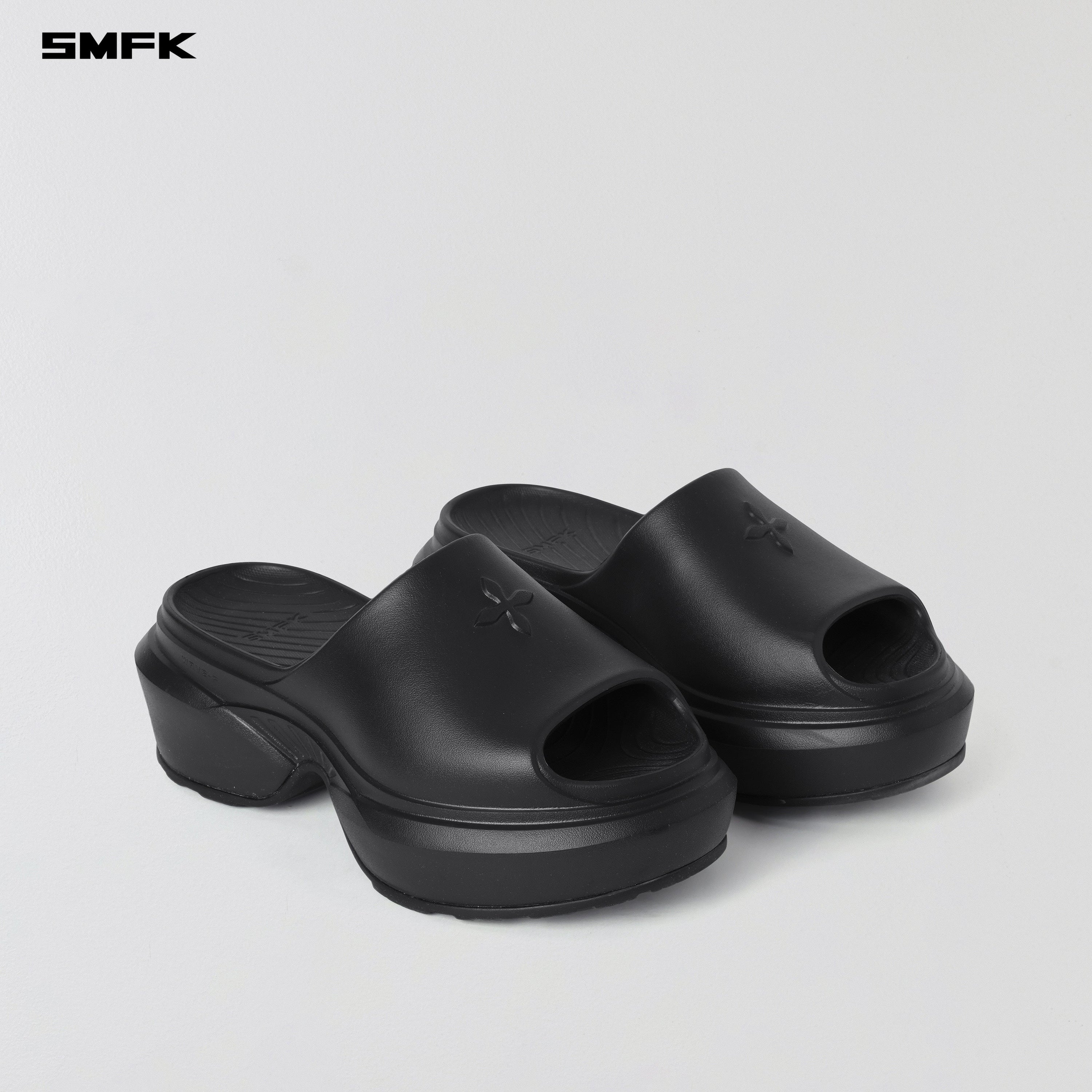 WAVE SLIPPER-F WILD BLACK