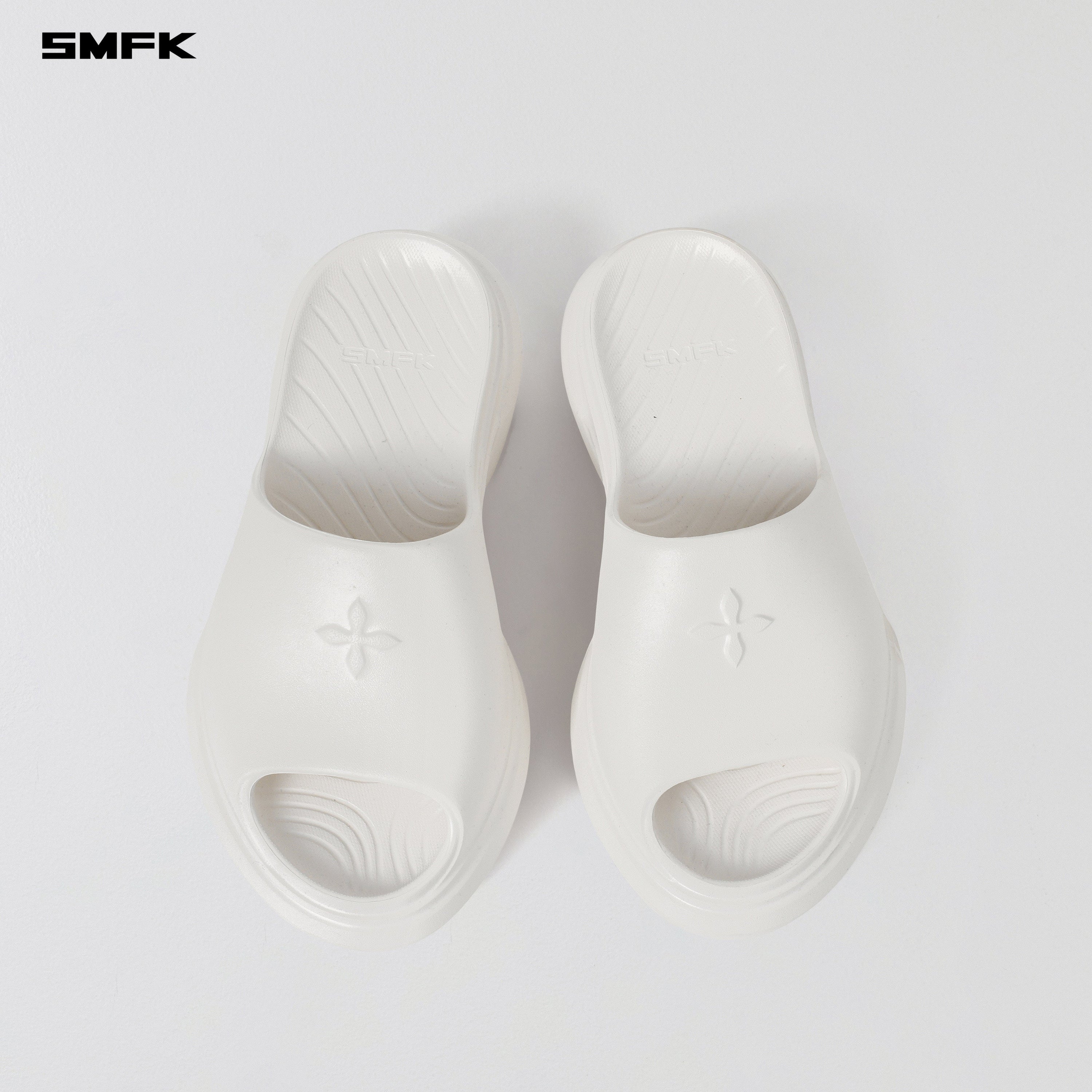 WAVE SLIPPER-F CLOUD WHITE