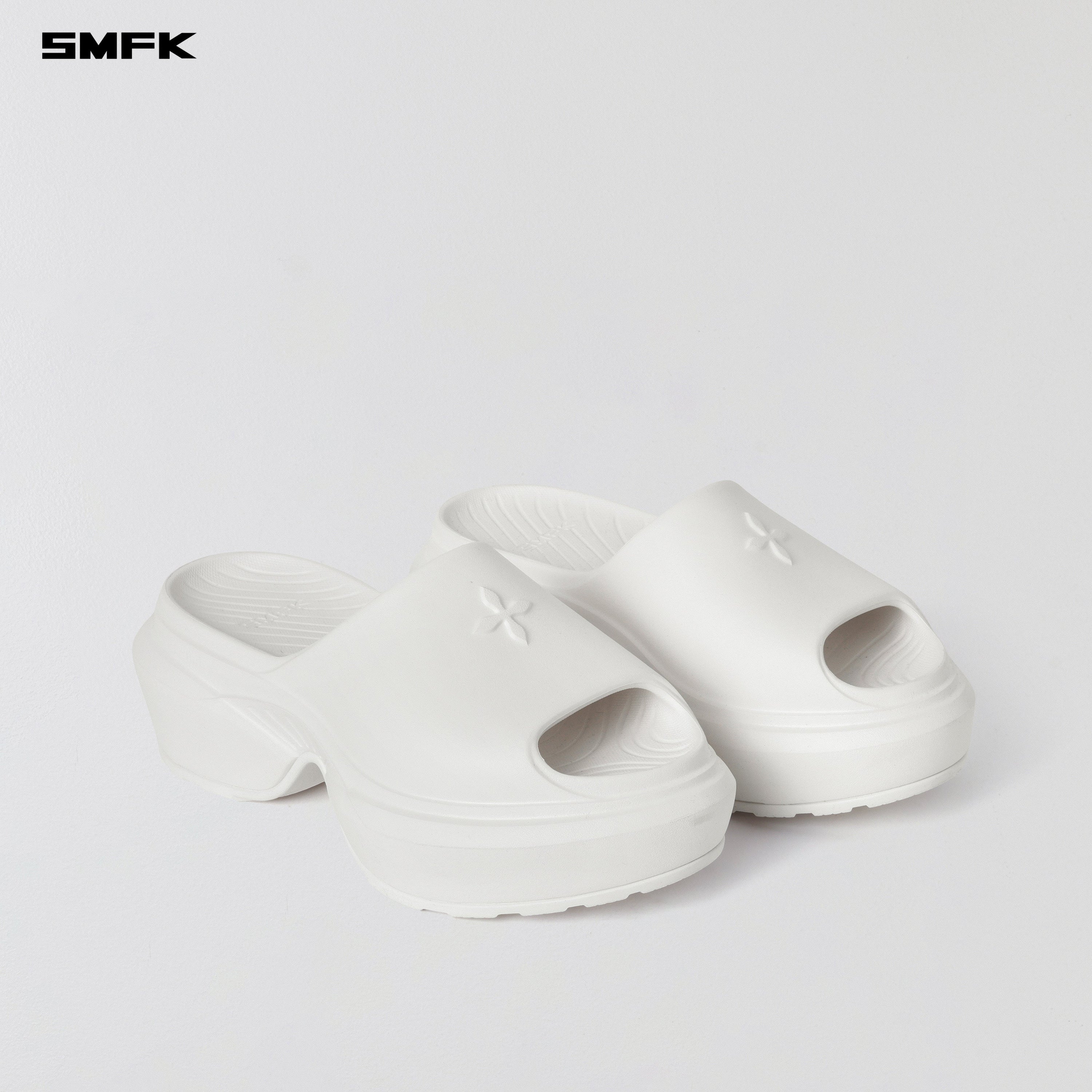 WAVE SLIPPER-F CLOUD WHITE