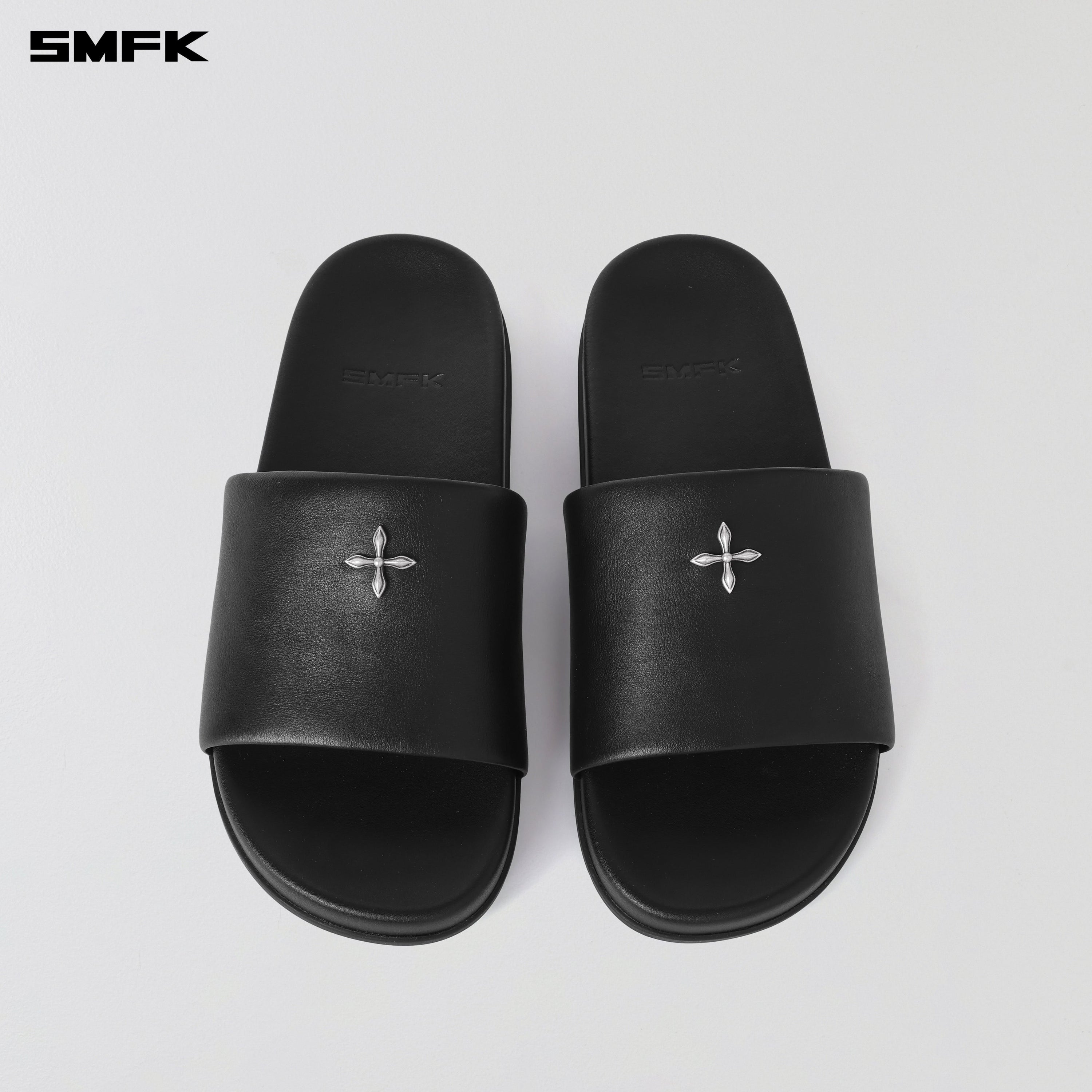 COMPASS MODE-F LEATHER SLIPPER WILD BLACK