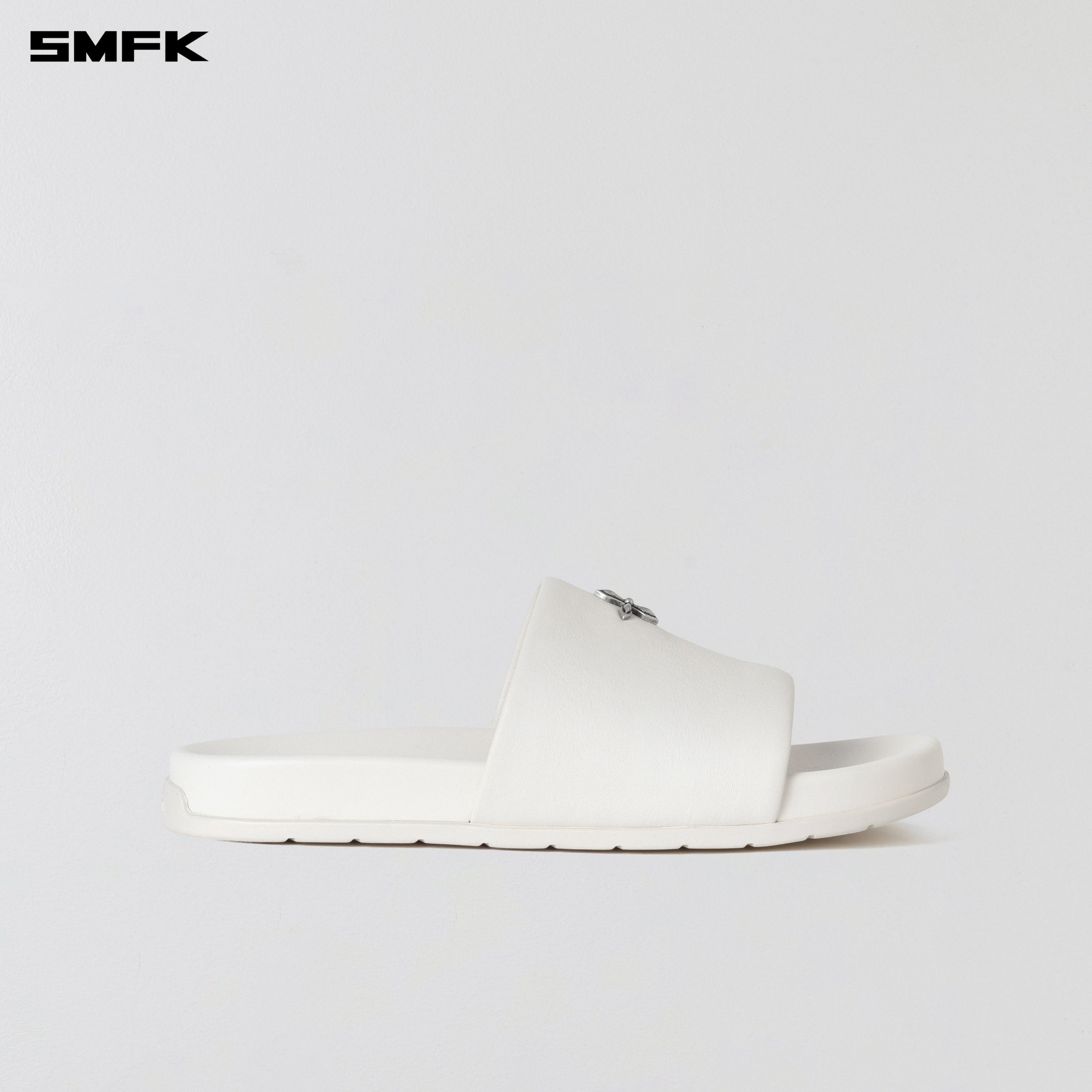 COMPASS MODE-F LEATHER SLIPPER CLOUD WHITE