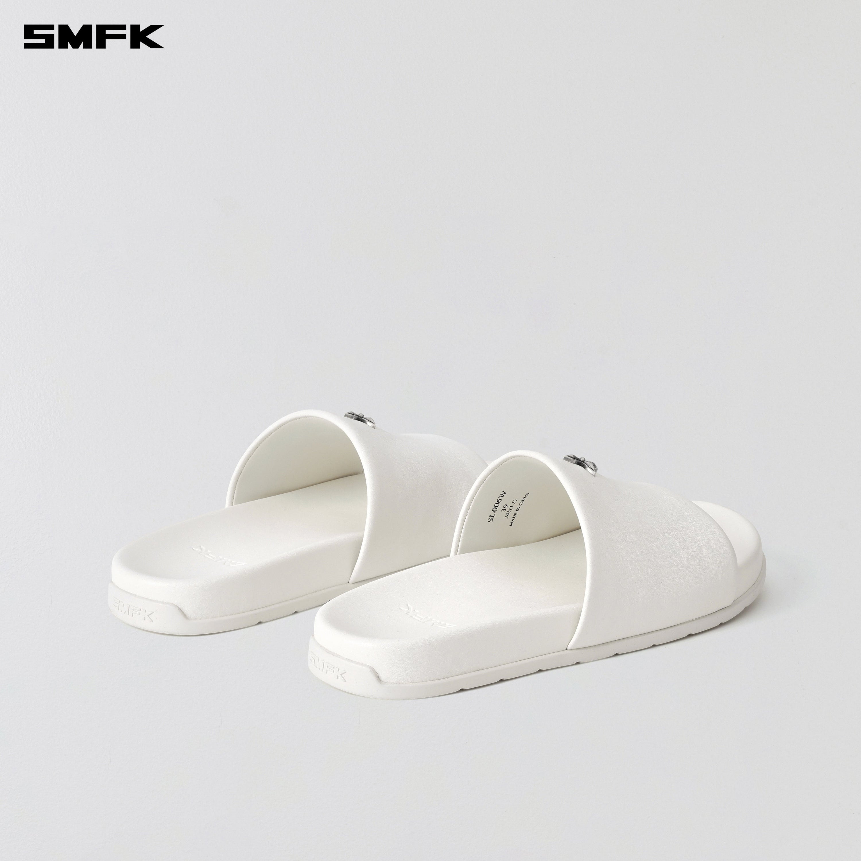 COMPASS MODE-F LEATHER SLIPPER CLOUD WHITE
