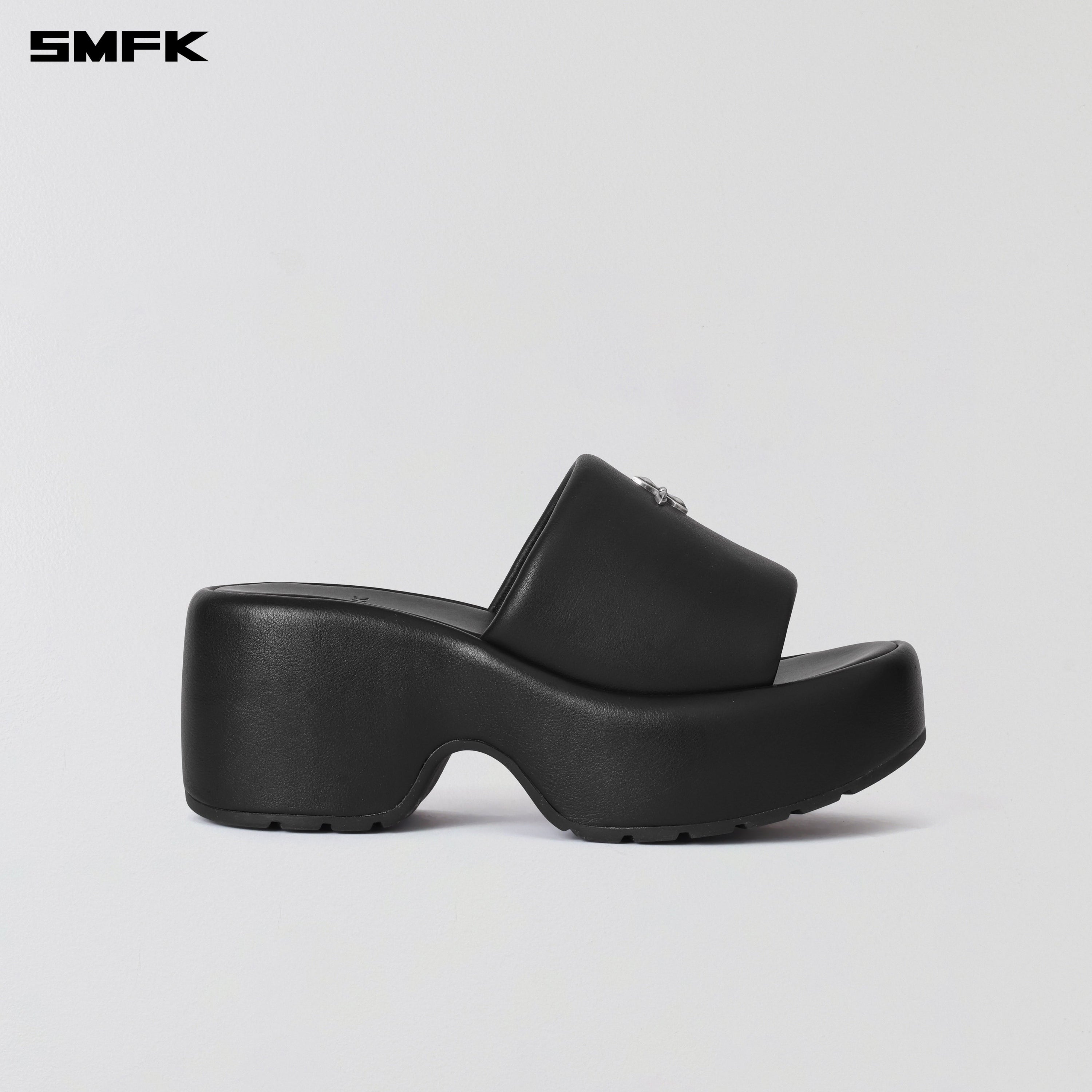 COMPASS STABLE HIGH LEATHER SLIPPER  WILD BLACK