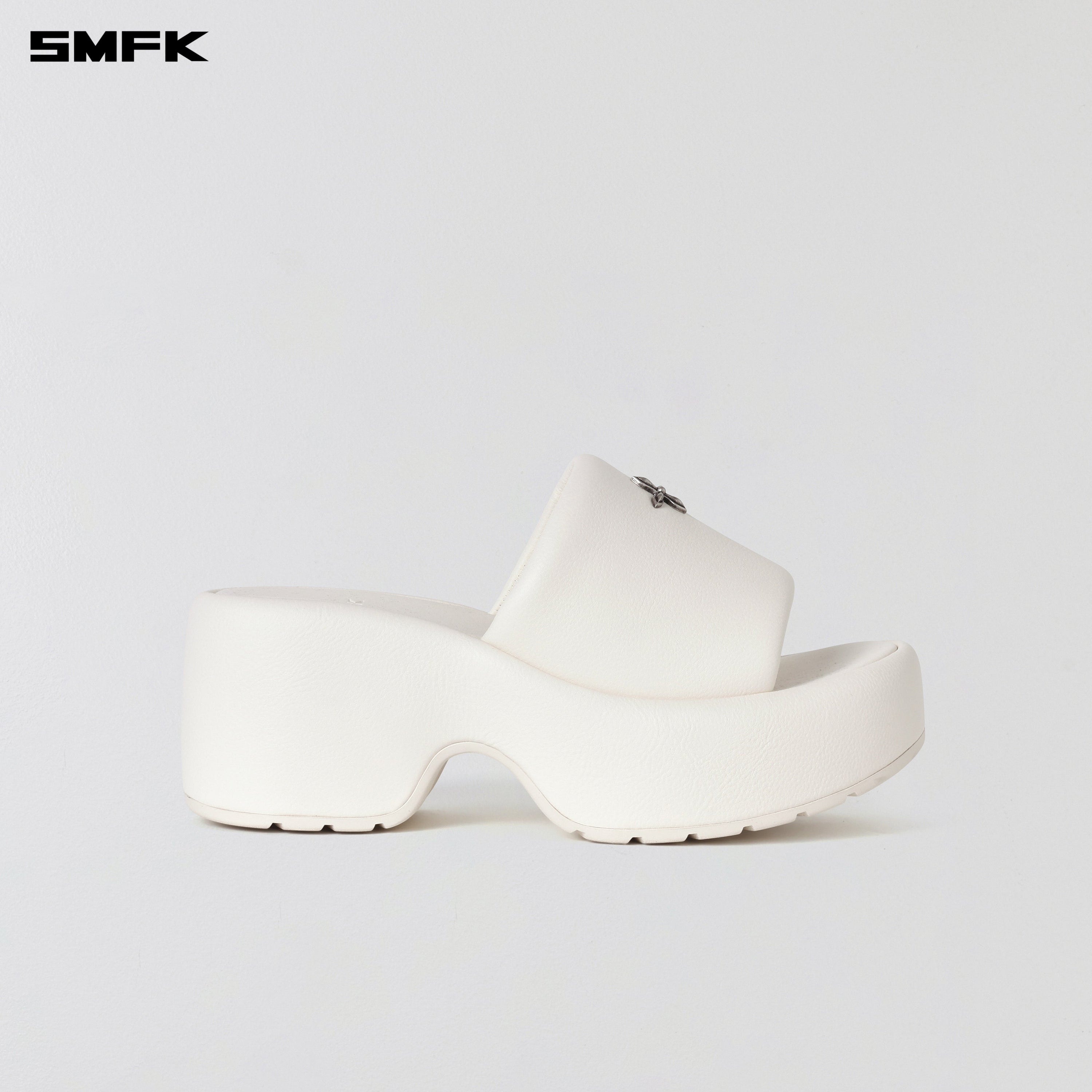 COMPASS STABLE HIGH LEATHER SLIPPER CLOUD WHITE