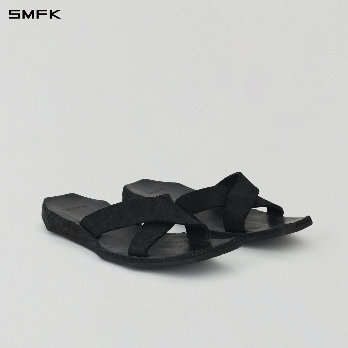 PRISM ENTWINED HANDCRAFTED LEATHER SLIDES/HORSEHIDE/W WILD BLACK