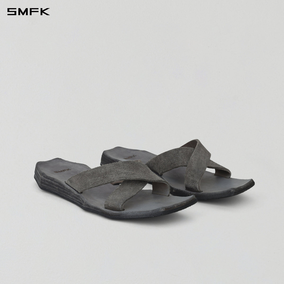 PRISM ENTWINED HANDCRAFTED LEATHER SLIDES/HORSEHIDE/W GLACIER GREY