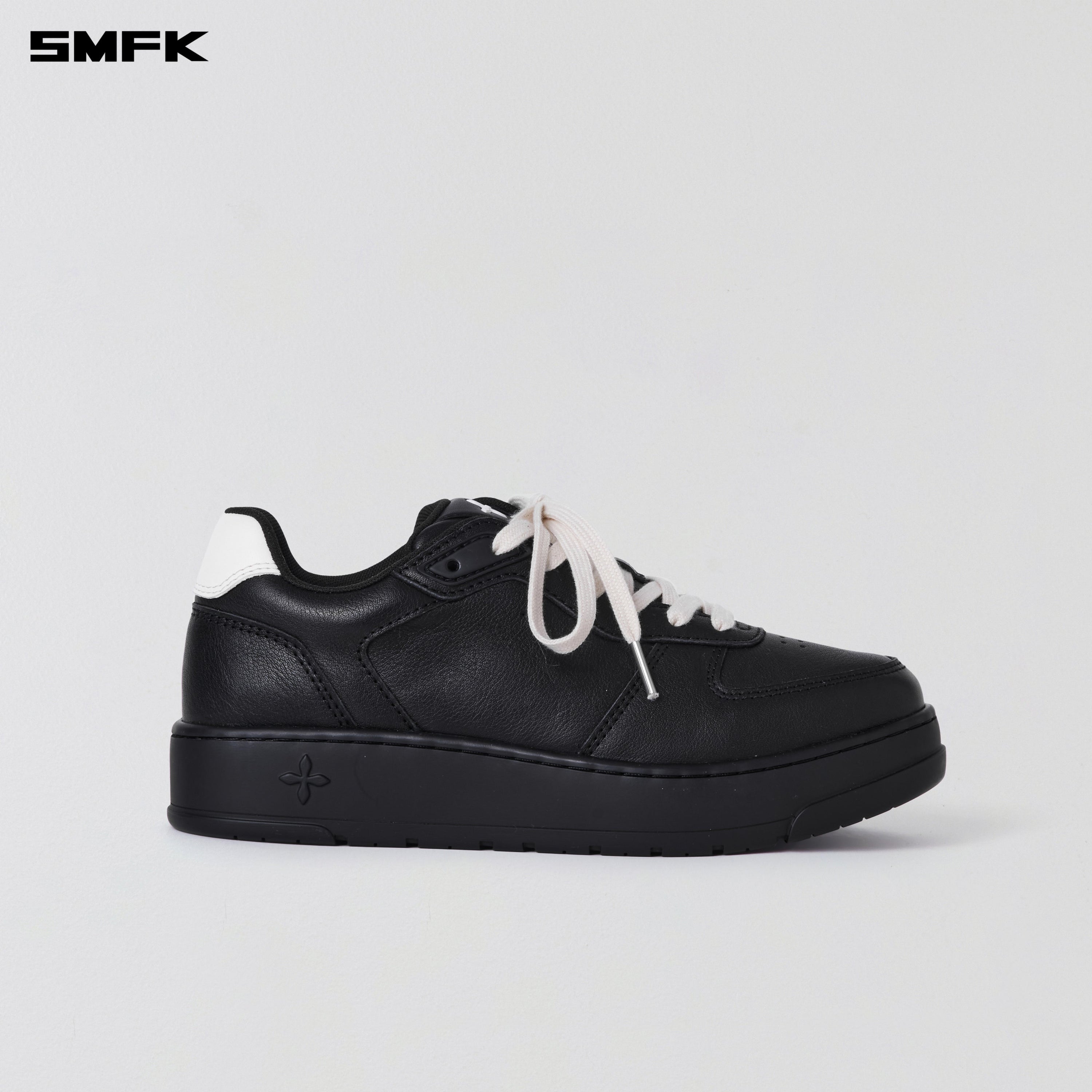 COMPASS MODE-T LEATHER SNEAKER WILD BLACK