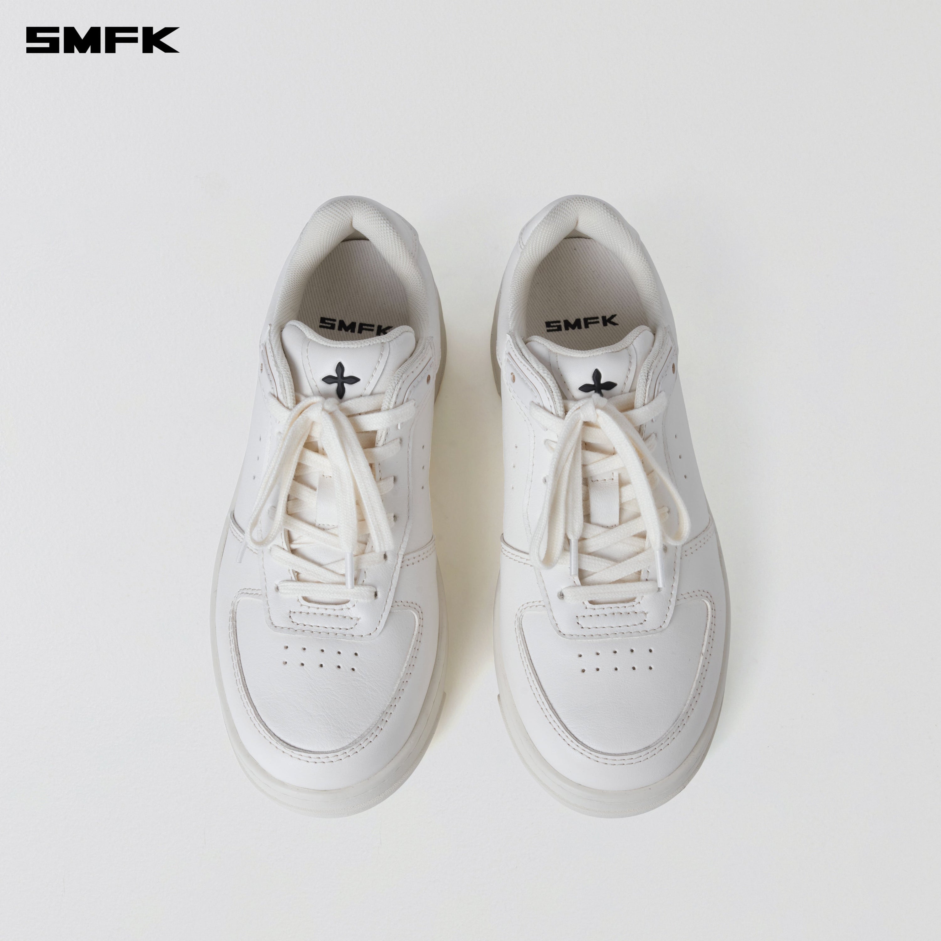 COMPASS MODE-T LEATHER SNEAKER CLOUD WHITE