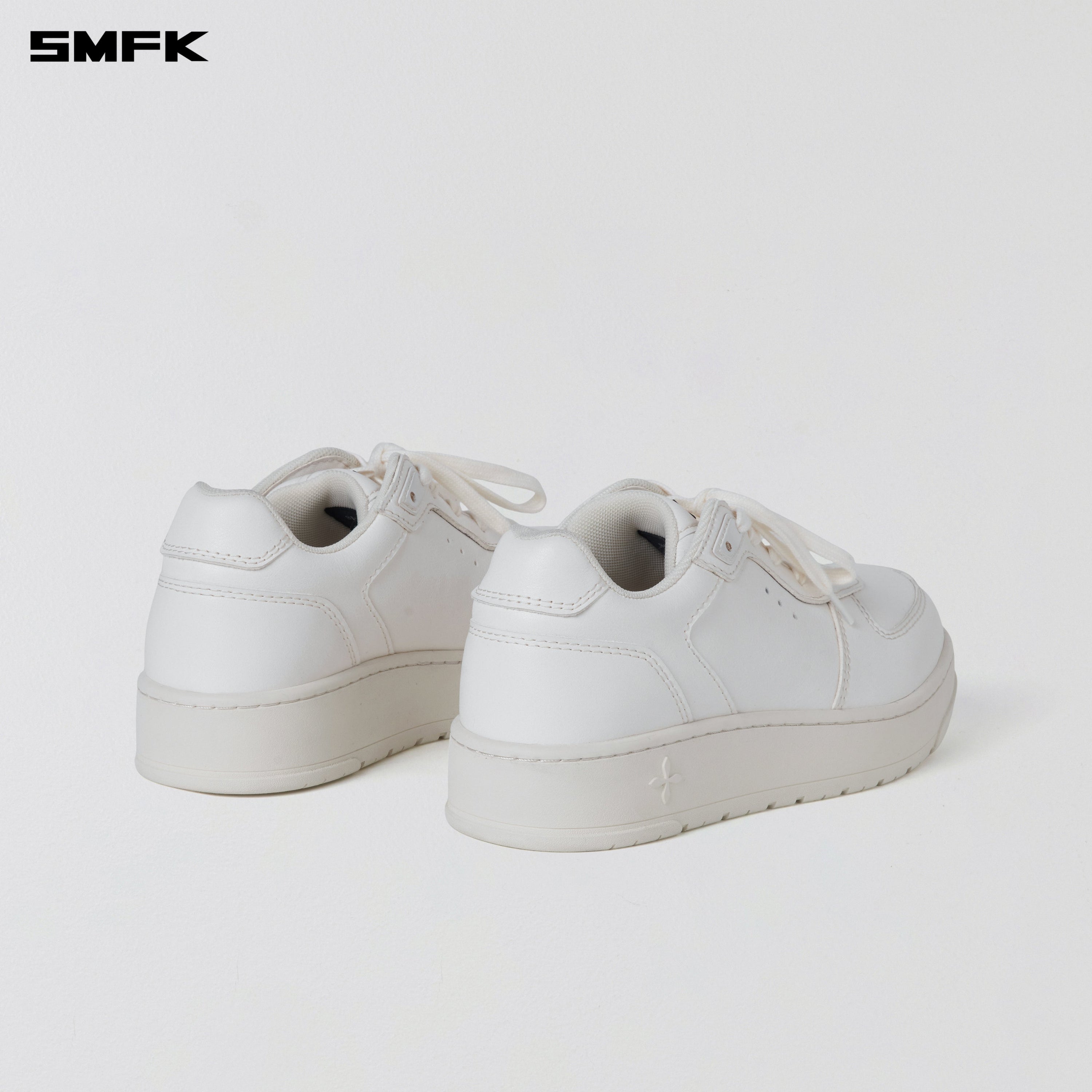 COMPASS MODE-T LEATHER SNEAKER CLOUD WHITE