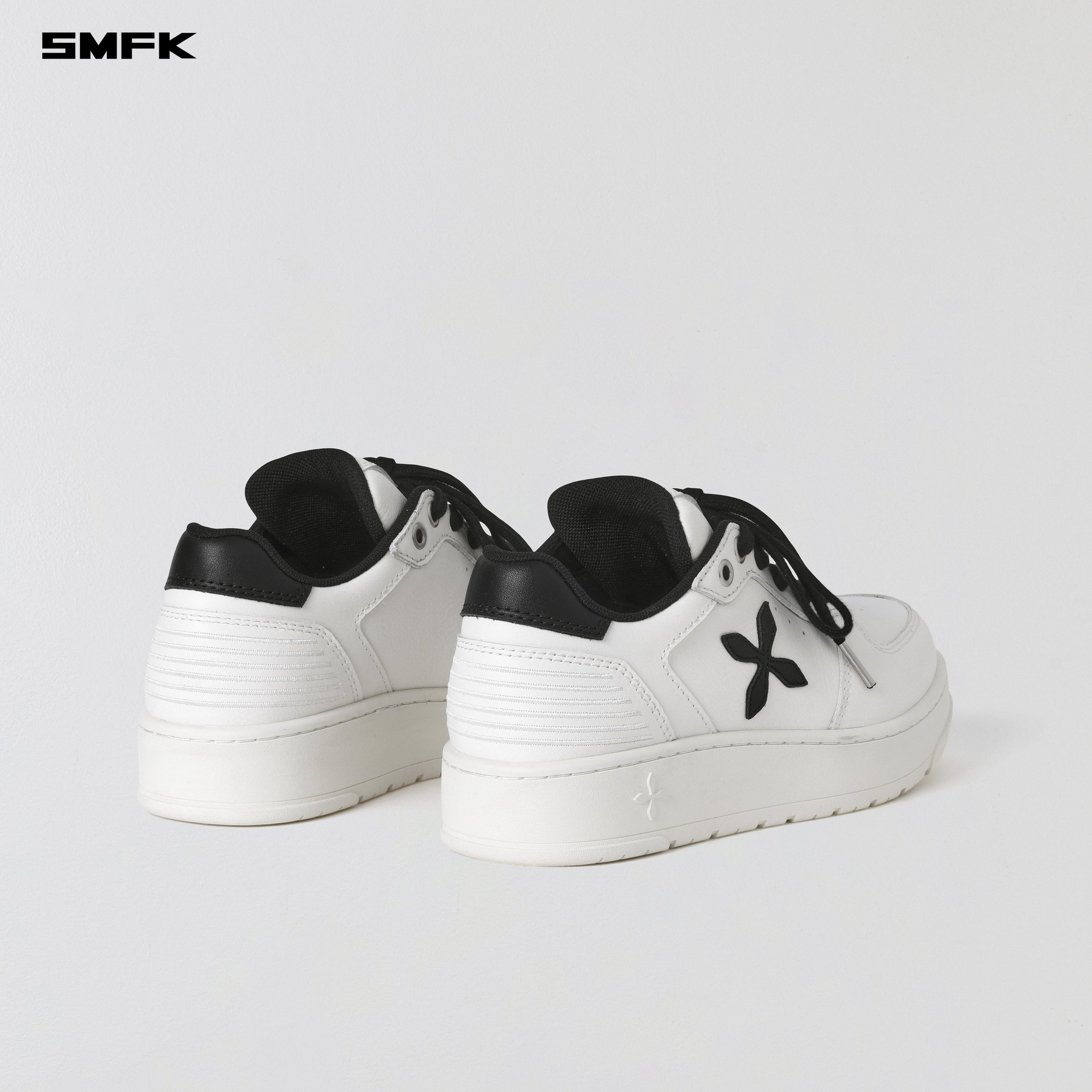 COMPASS MODE-T LEATHER MULTI SNEAKER CLOUD WHITE