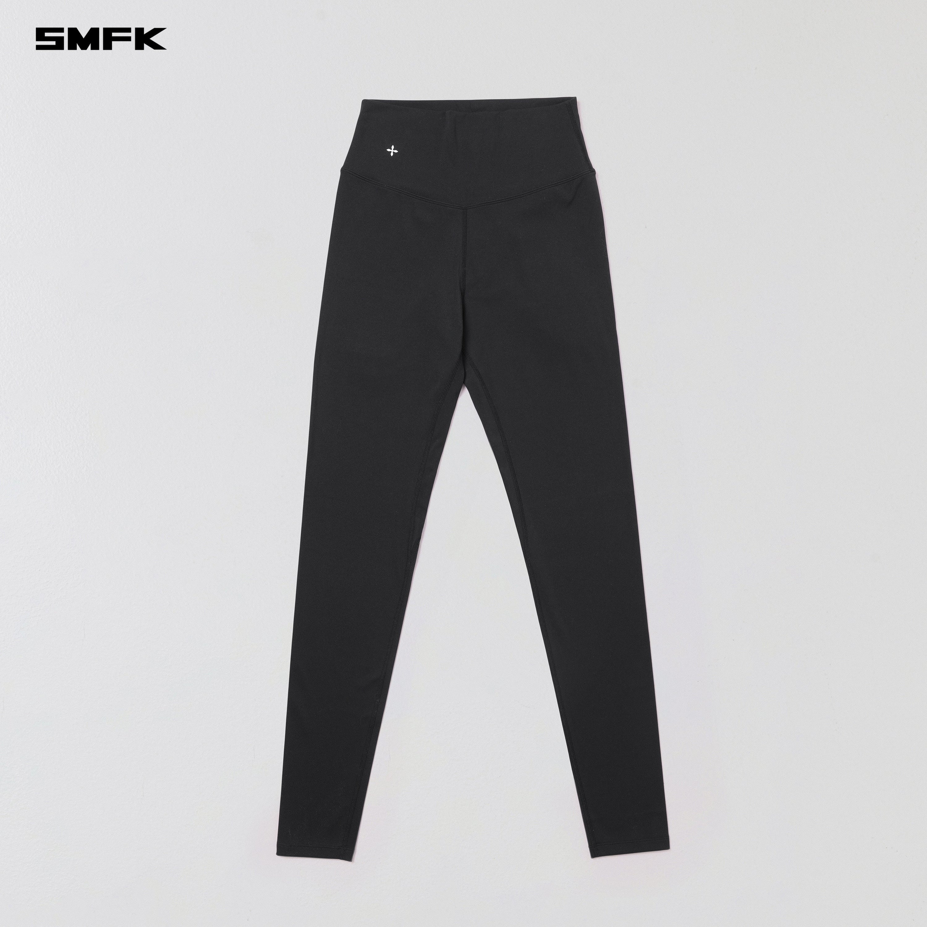 FOCUS GYM TAPER PANTS/Lycra Nylon WILD BLACK