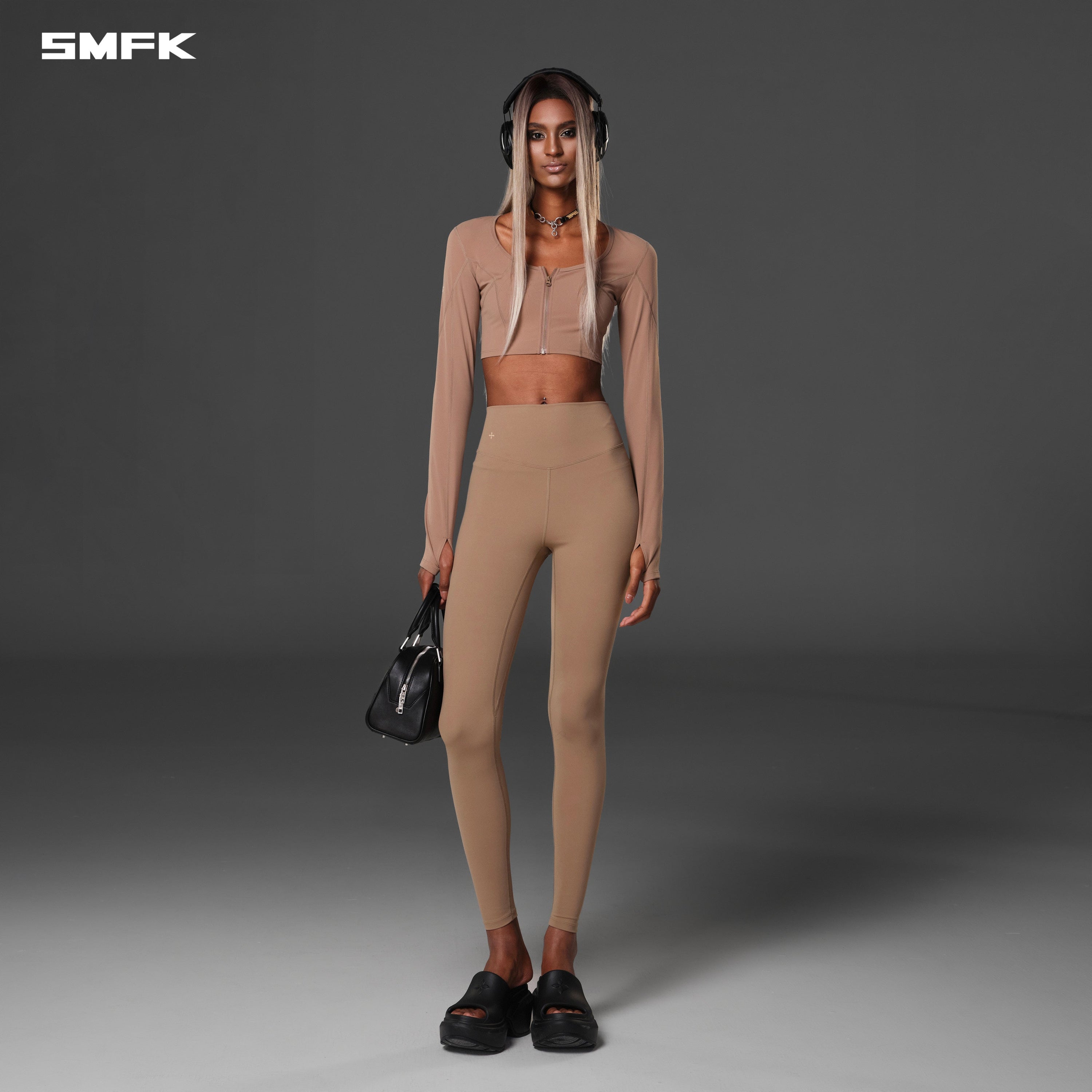 FOCUS GYM TAPER PANTS/Lycra Nylon WILD BROWN