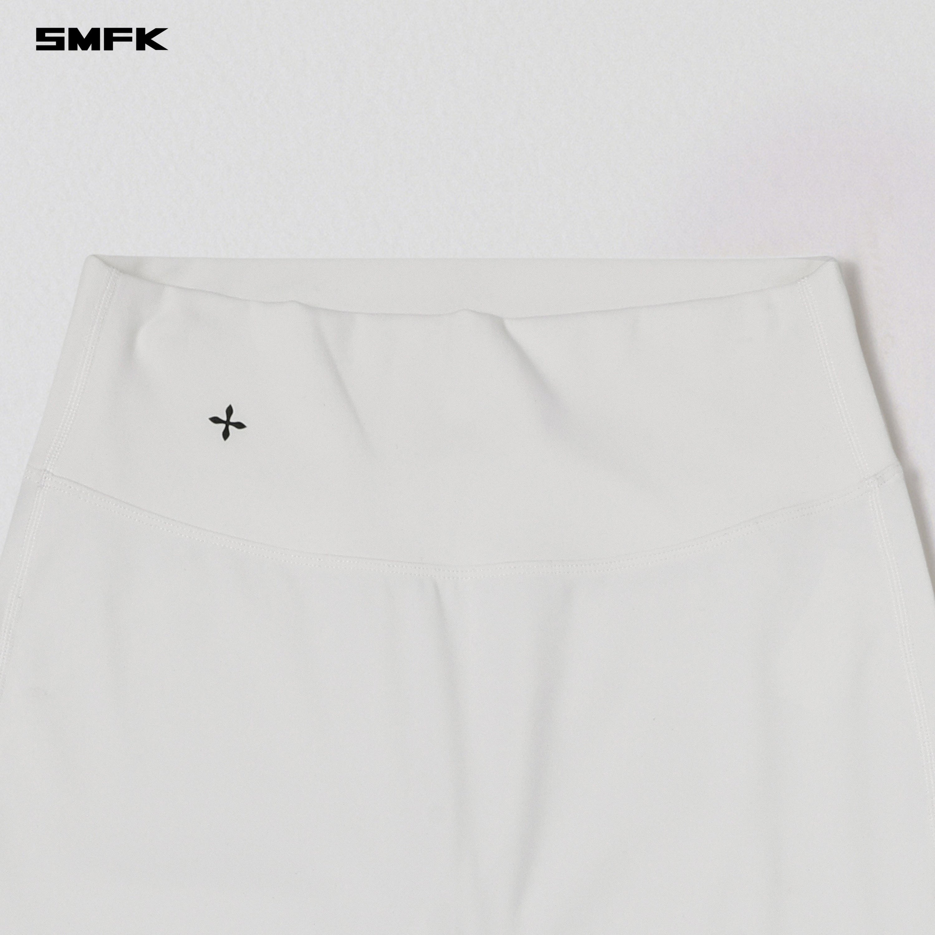 FOCUS GYM STRT PANTS/Lycra Nylon CLOUD WHITE