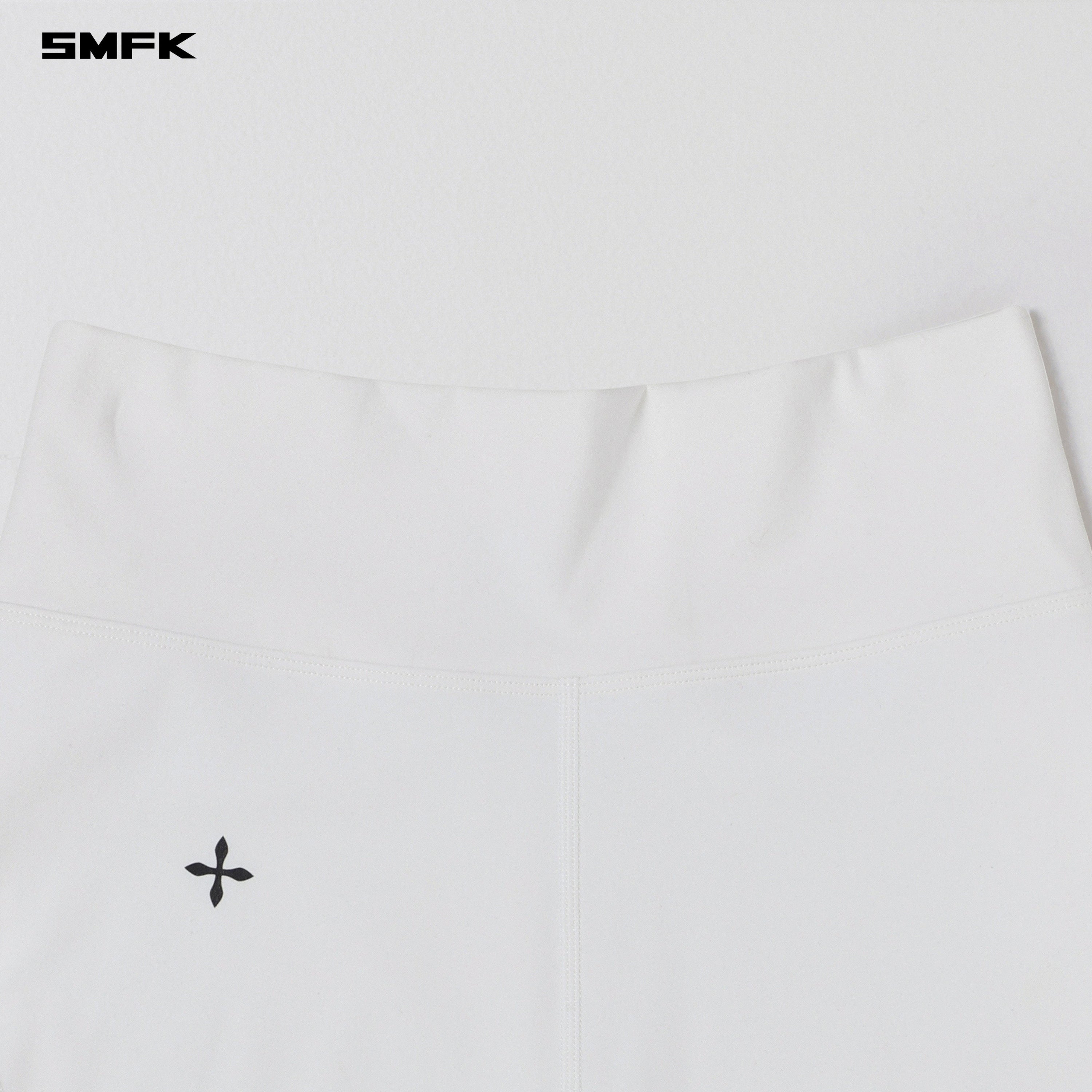FOCUS GYM HIGH WAIST SHORTS/Lycra Nylon CLOUD WHITE