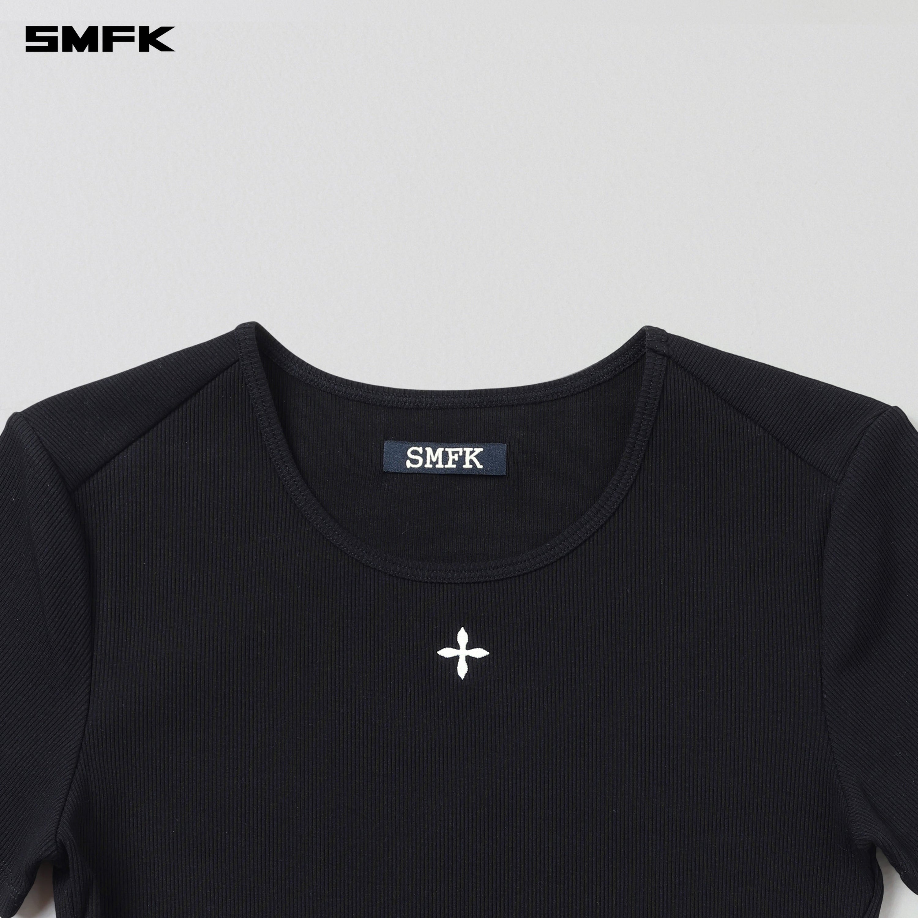 POISE SPORTS LINES TEE / COTTON WILD BLACK