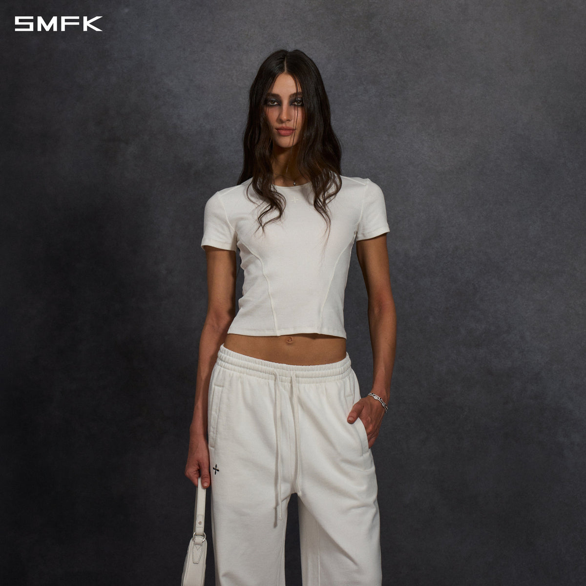 POISE SPORTS LINES TEE / COMBED COTTON+LYCRA CLOUD WHITE