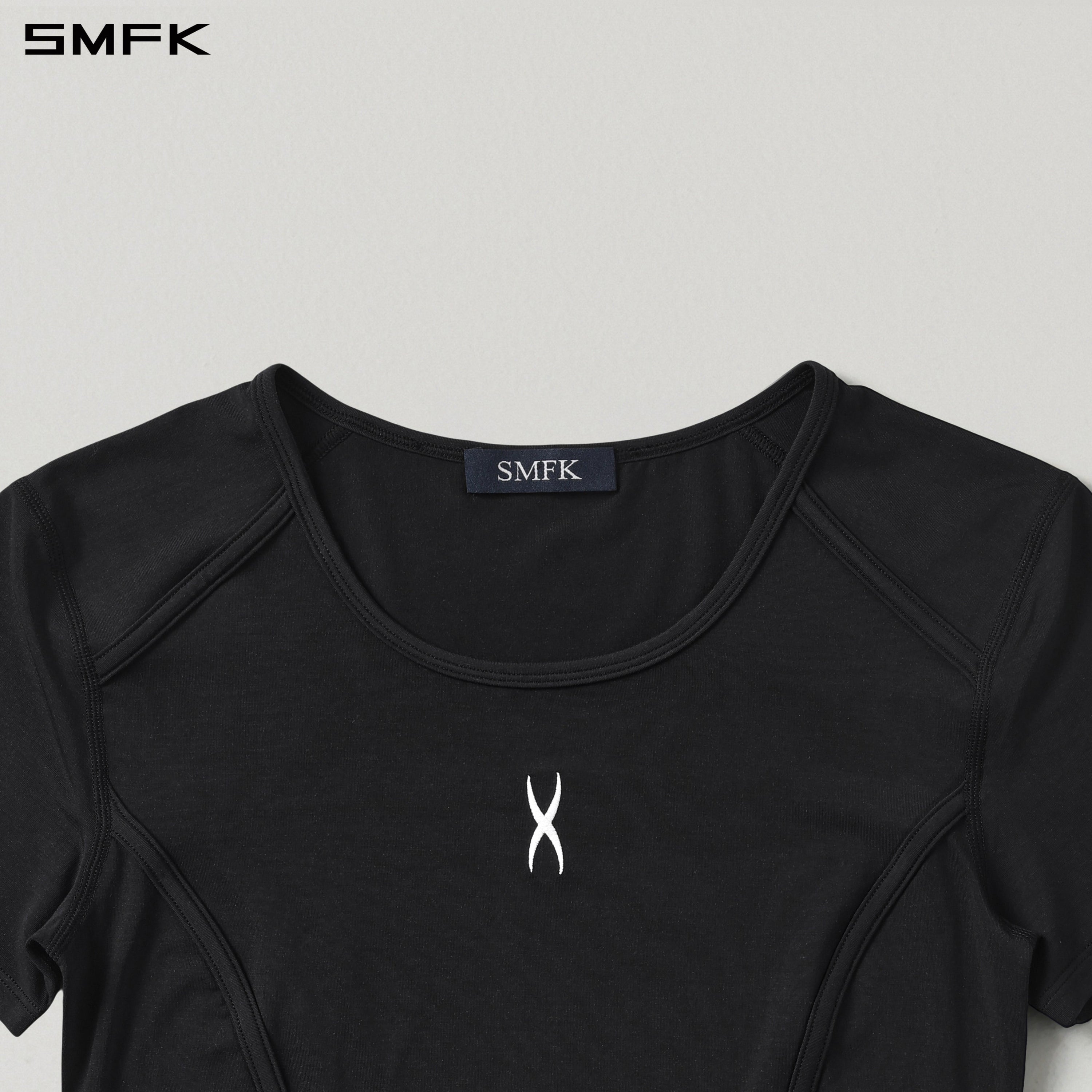 MIRAGE SIREN MEDITATE SPORTS TEE/LENZING MODAL+SILK WILD BLACK