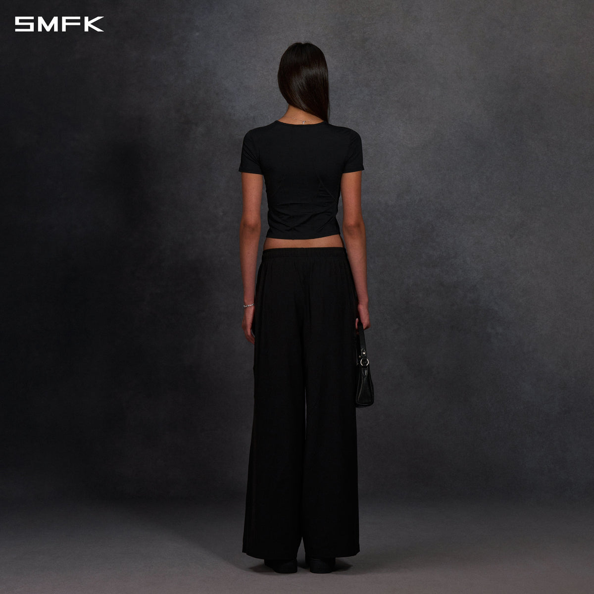 MIRAGE SIREN MEDITATE SPORTS TEE/LENZING TENCEL+MODAL WILD BLACK