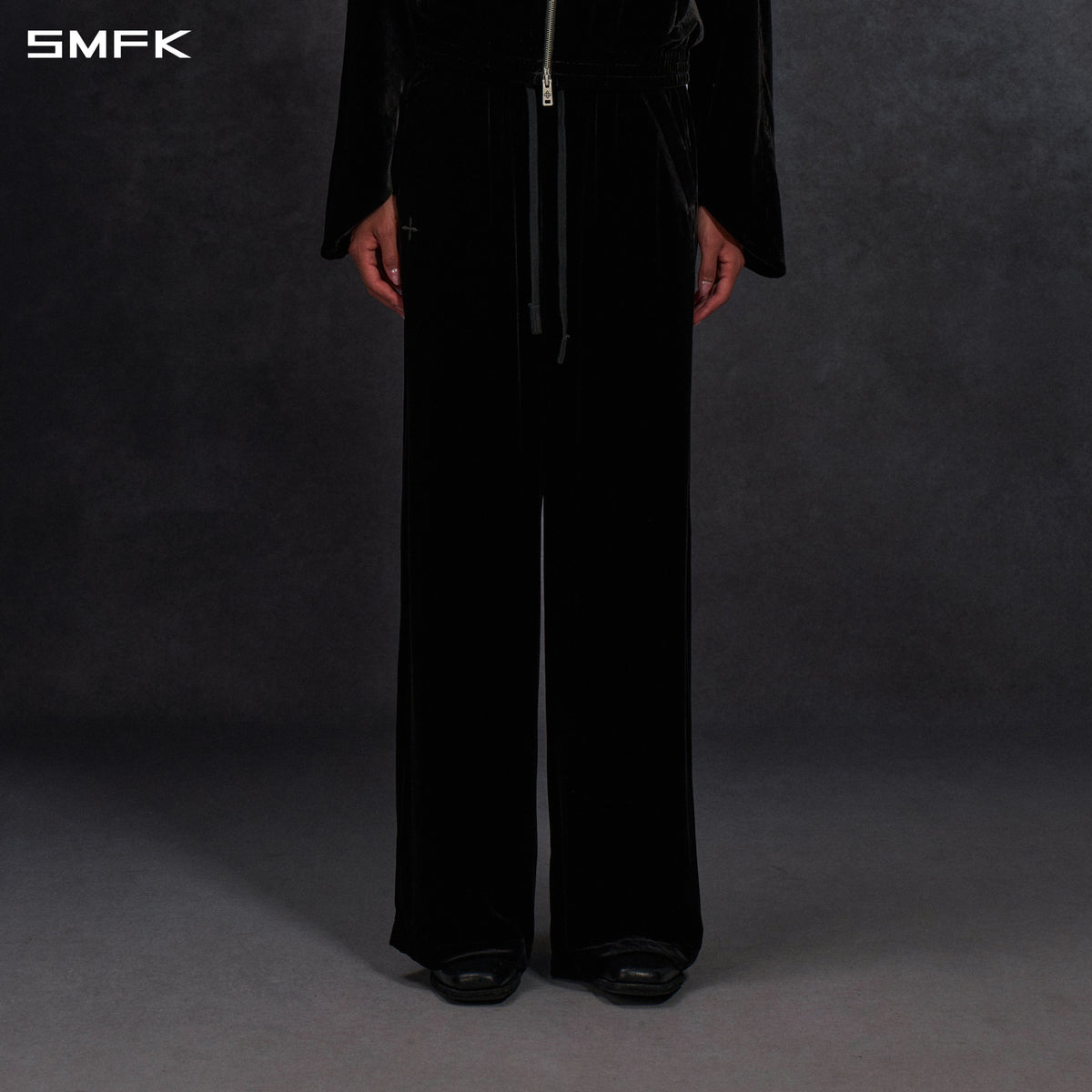 MYTH AEOLUS SYMMETRY TOWER VELVET LOOSE PANTS/SILK VELVET BLACK VELVET