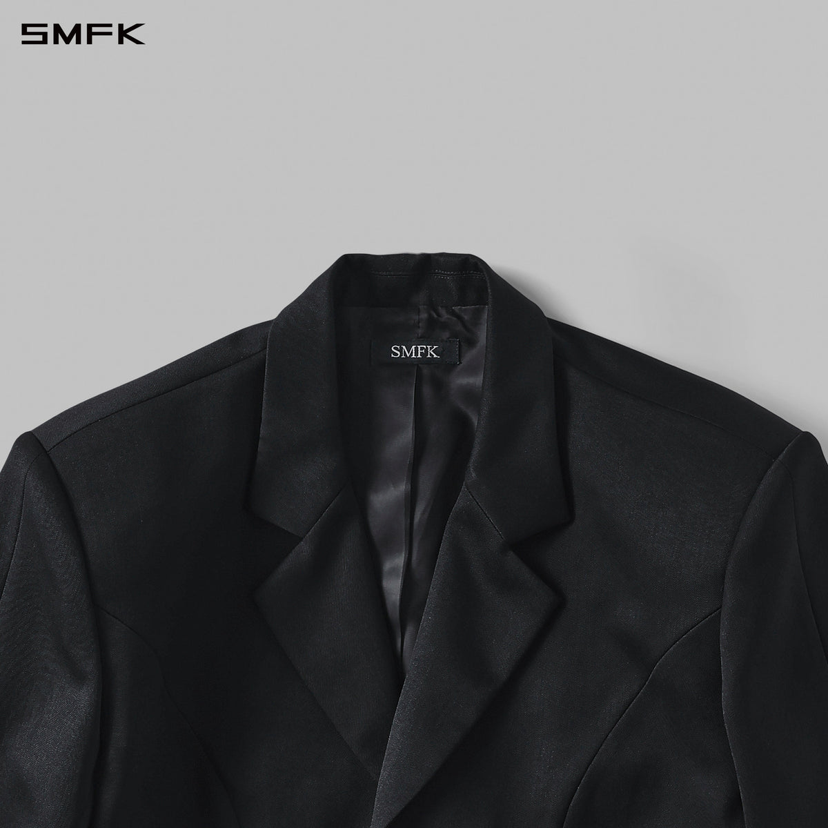 MYTH AEOLUS SYMMETRY SHORT SUIT/WOOL WILD BLACK
