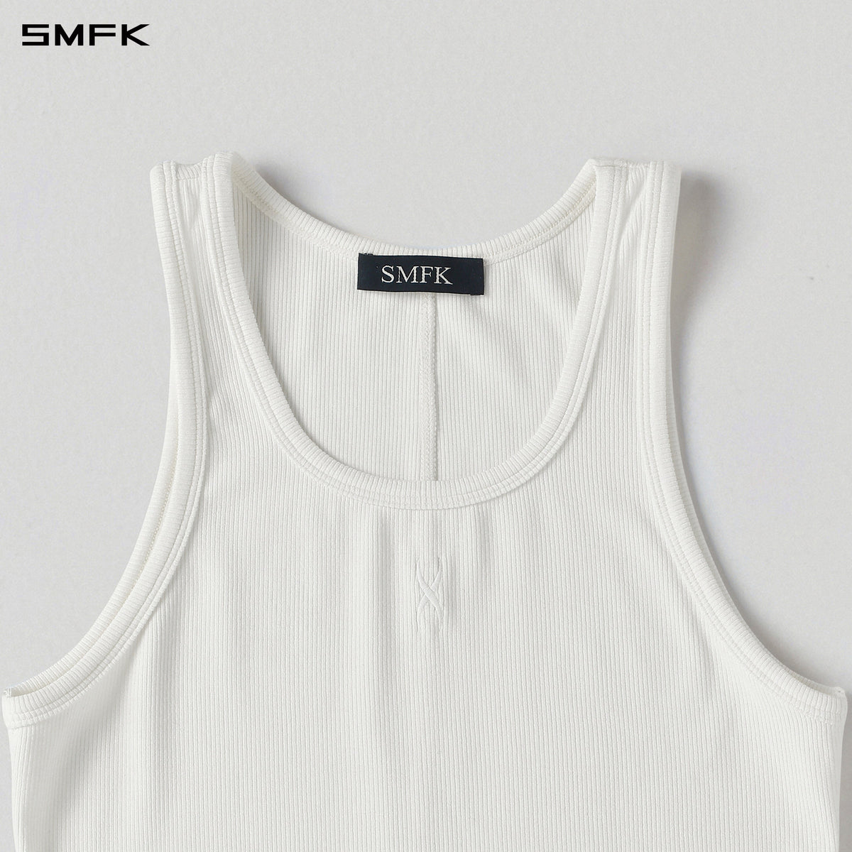 MYTH AEOLUS SLIM SPORTS VEST/ACETATE+VISCOSE+ACRYLIC+SPANDEX+WOOL/W CLOUD WHITE