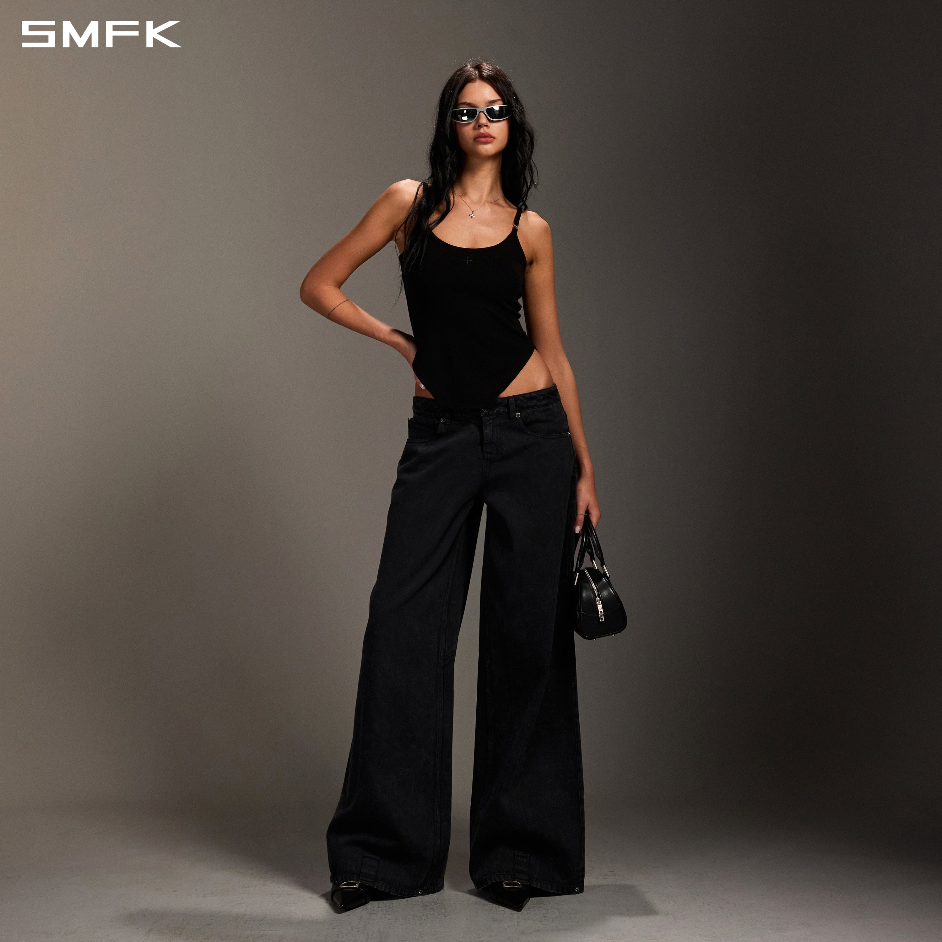 MYTH AEOLUS TRAPE CAMISOLE/LENZING TENCEL +WOOL WILD BLACK