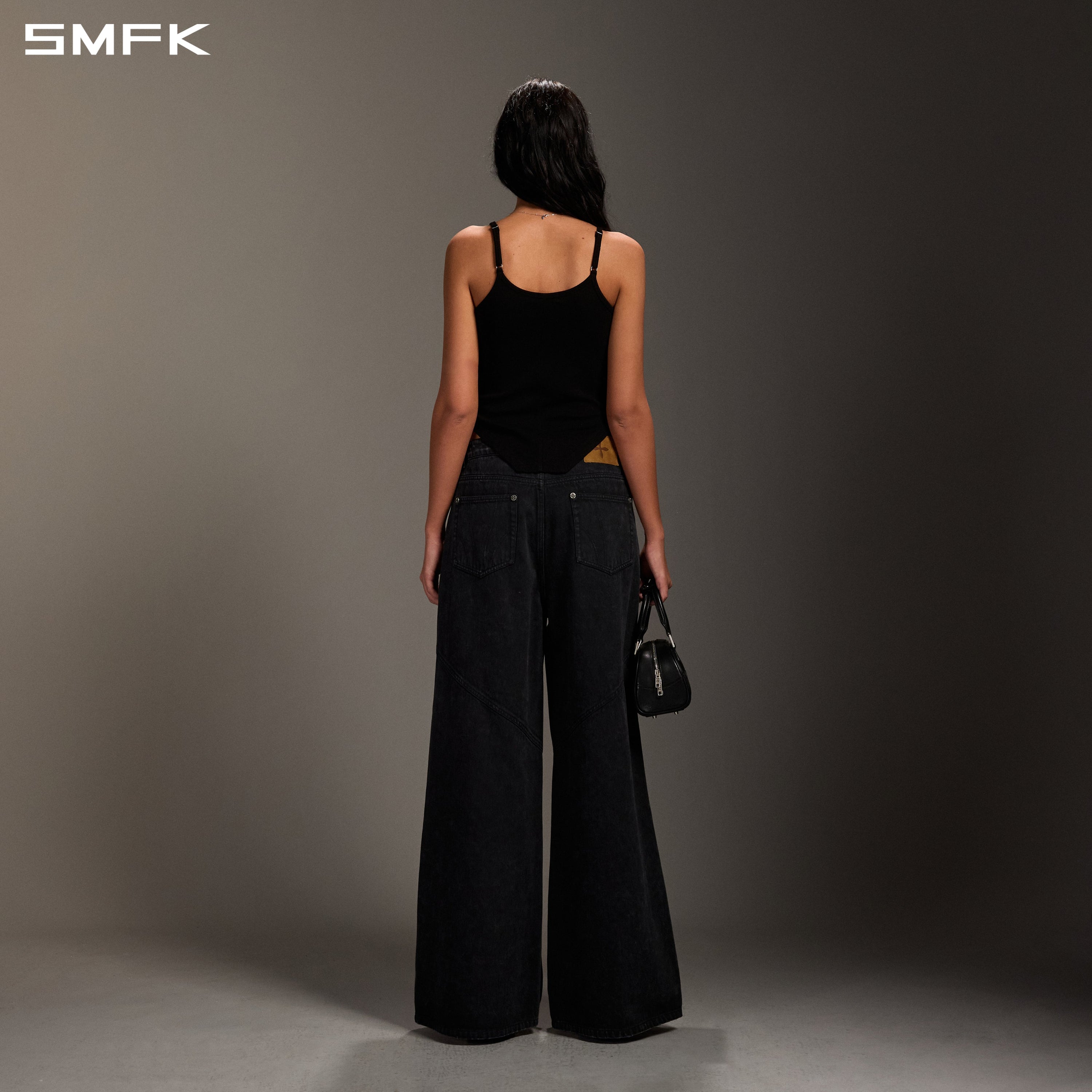 MYTH AEOLUS TRAPE CAMISOLE/LENZING TENCEL +WOOL WILD BLACK