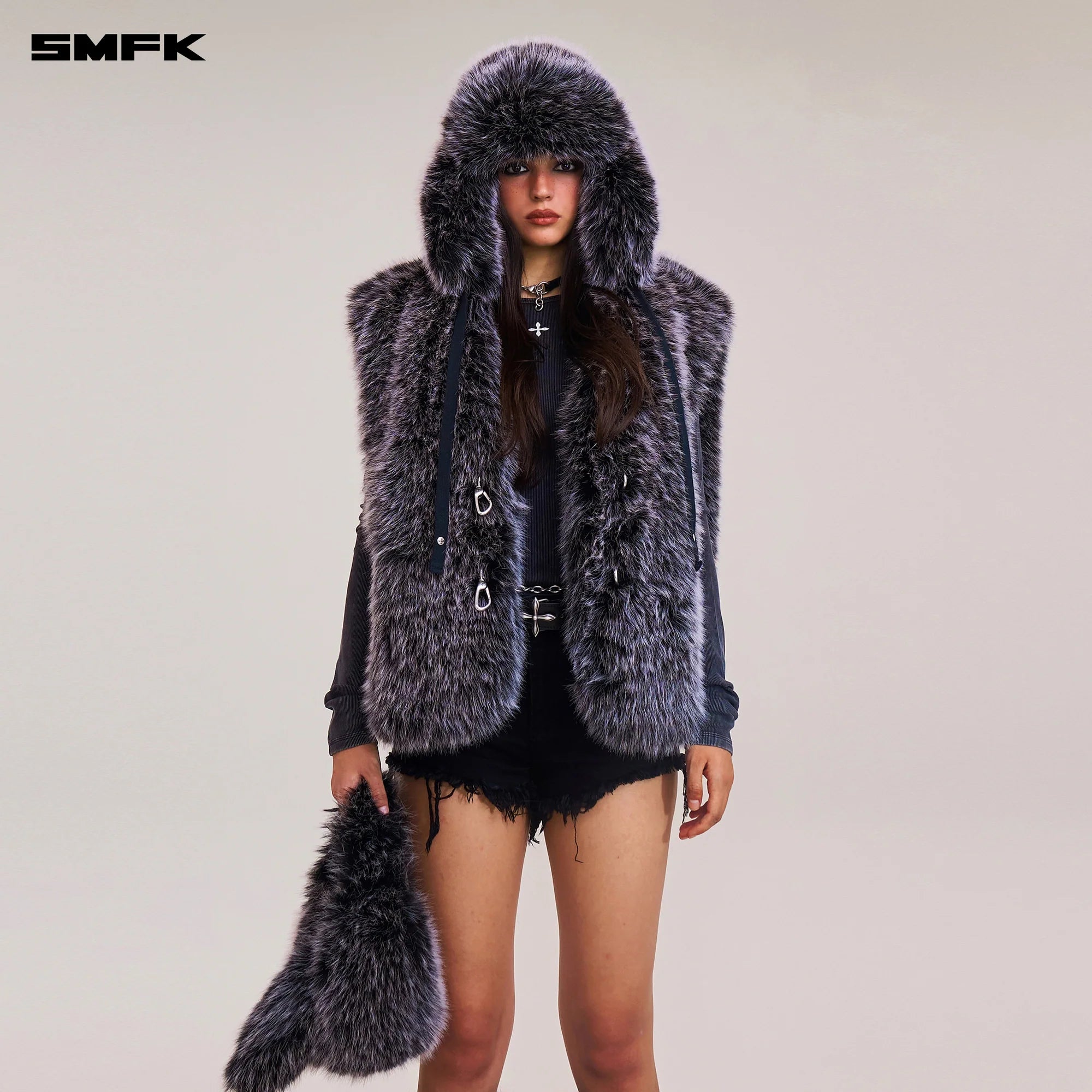 COMPASS MODE FURRY HUGE TANK SILVER FOX