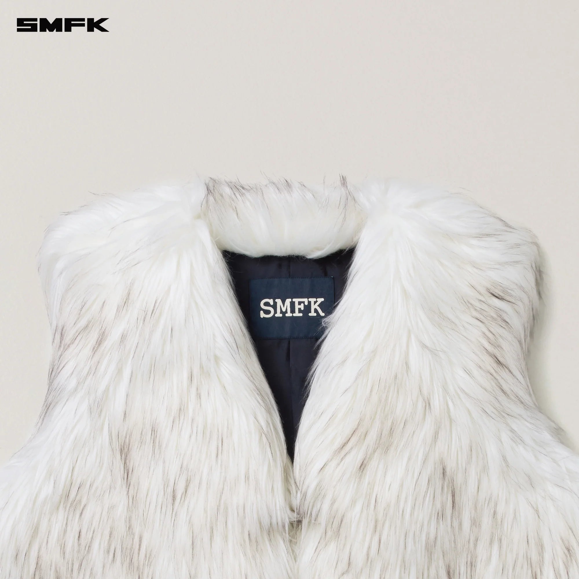 COMPASS MODE FURRY HUGE TANK ARCTIC FOX WHITE