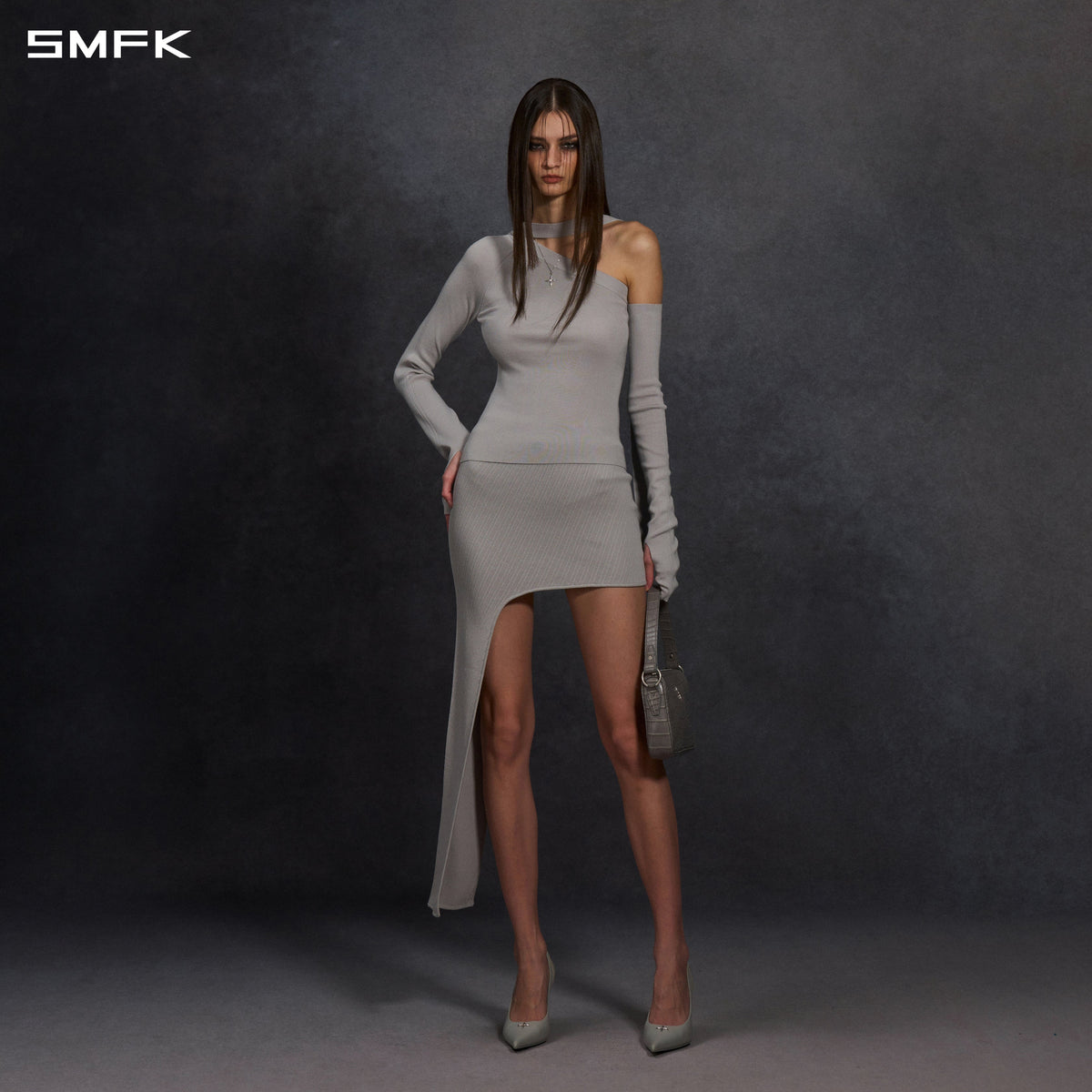 MYTH SIREN ONE-SHOULDER EVENING KNIT PULLOVER/LENZING TENCEL+SILK+COTTON GLACIER GREY