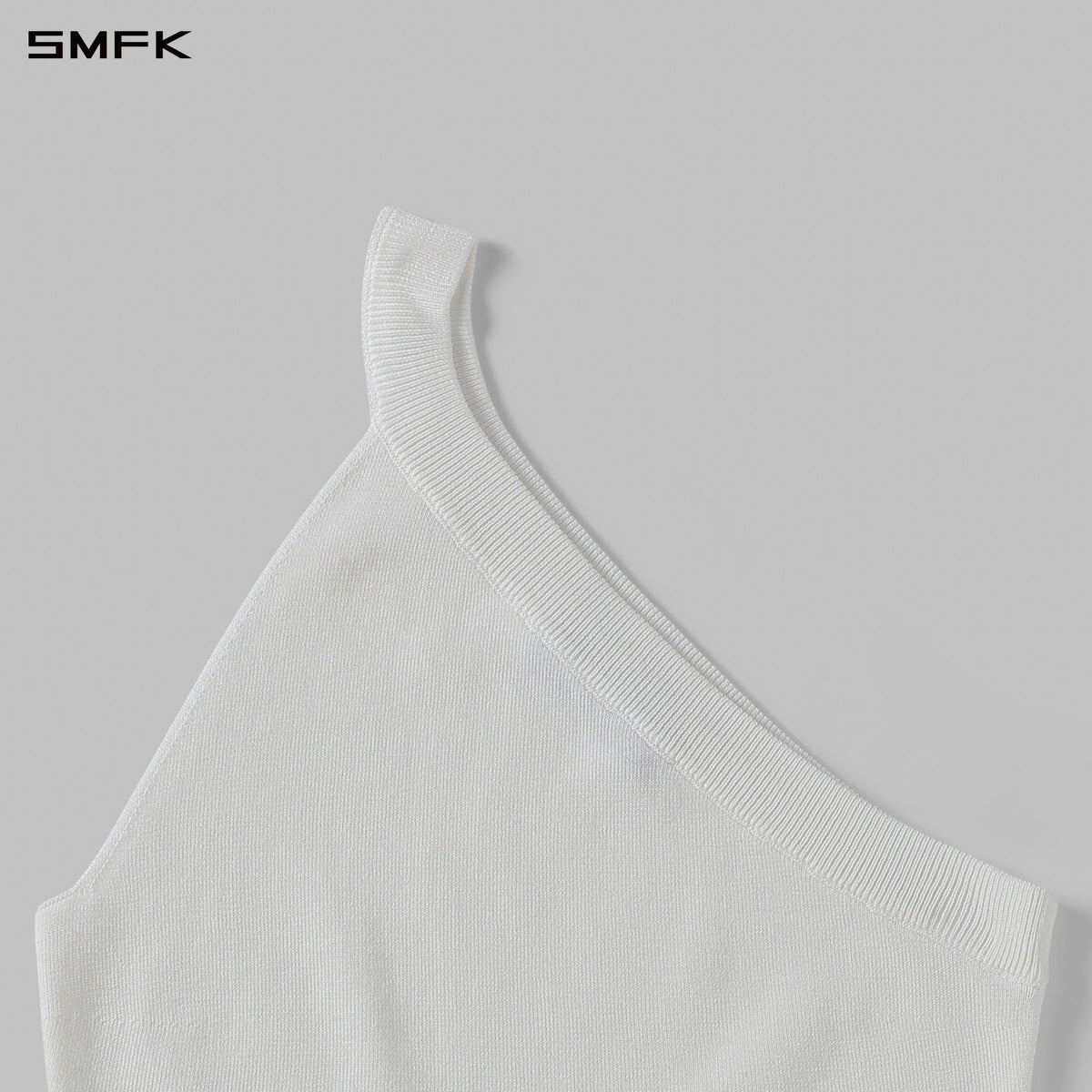 MYTH SIREN ONE-SHOULDER EVENING KNIT VEST/LENZING TENCEL+SILK+COTTON CLOUD WHITE