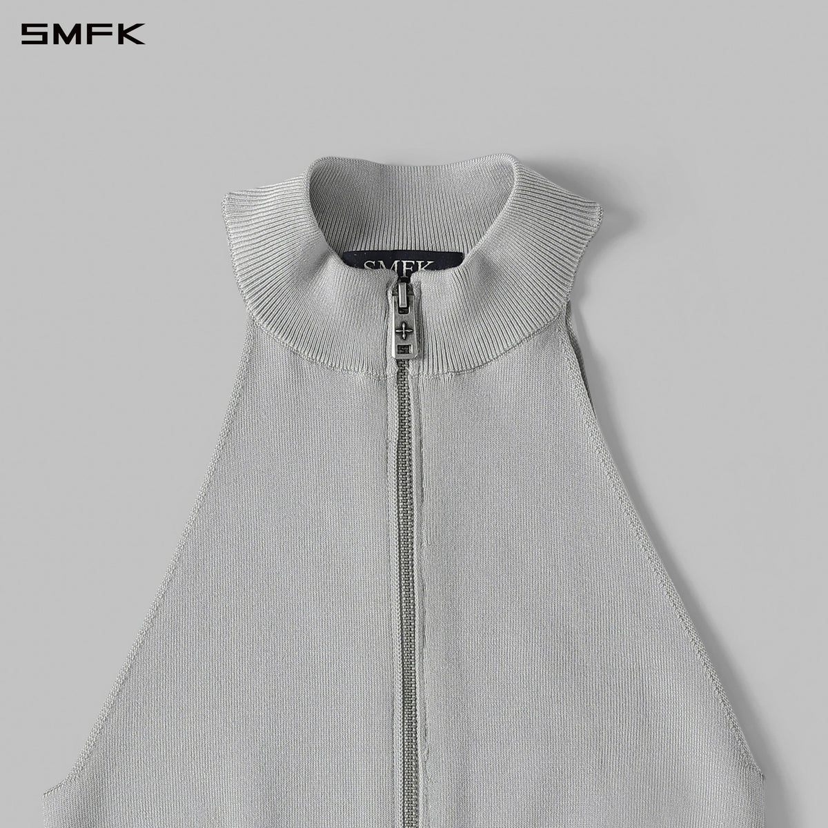 MYTH SIREN HIGH COLLAR ZIP KNIT VEST/LENZING TENCEL+SILK+COTTON GLACIER GREY