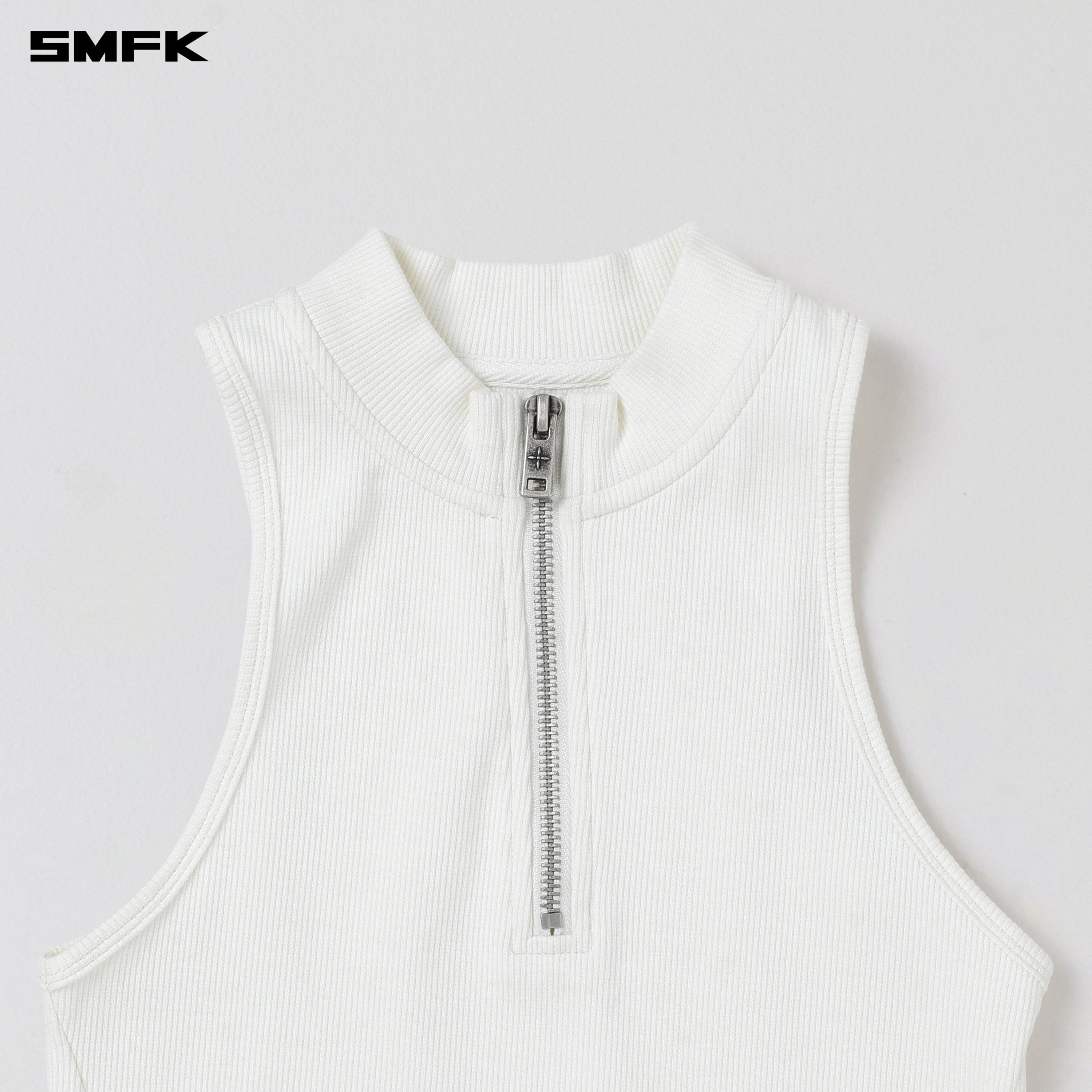 VINTAGE HIGH-NECK KILLER TANK SNOW MOUNTAIN WHITE