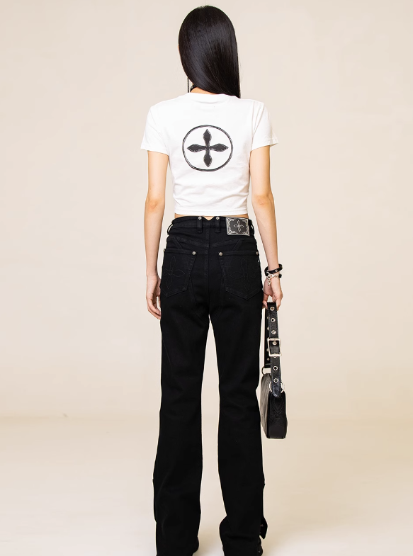 COMPASS CROSS SLIM-FIT TEE WHITE DT001W1