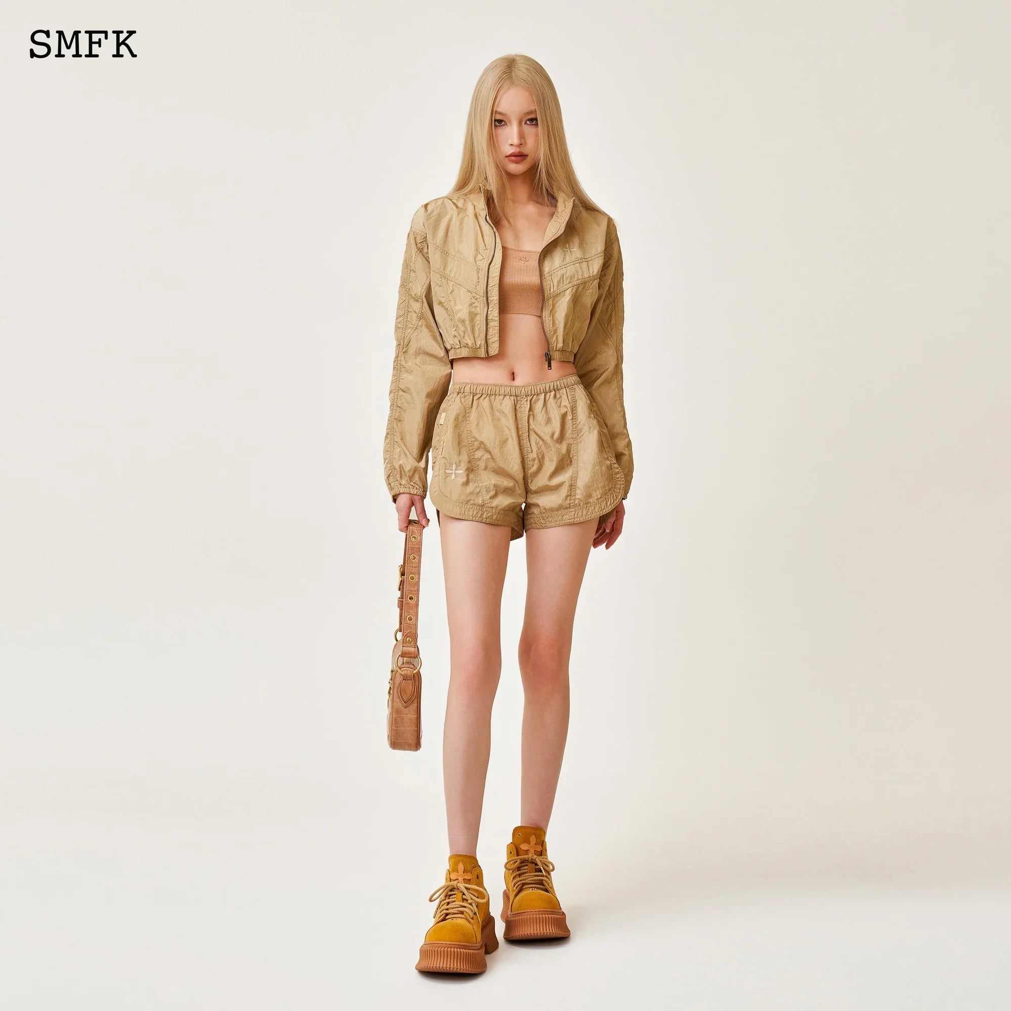 SMFK ANCIENT MYTH VIPER JOGGING SHORTS IN GOLD