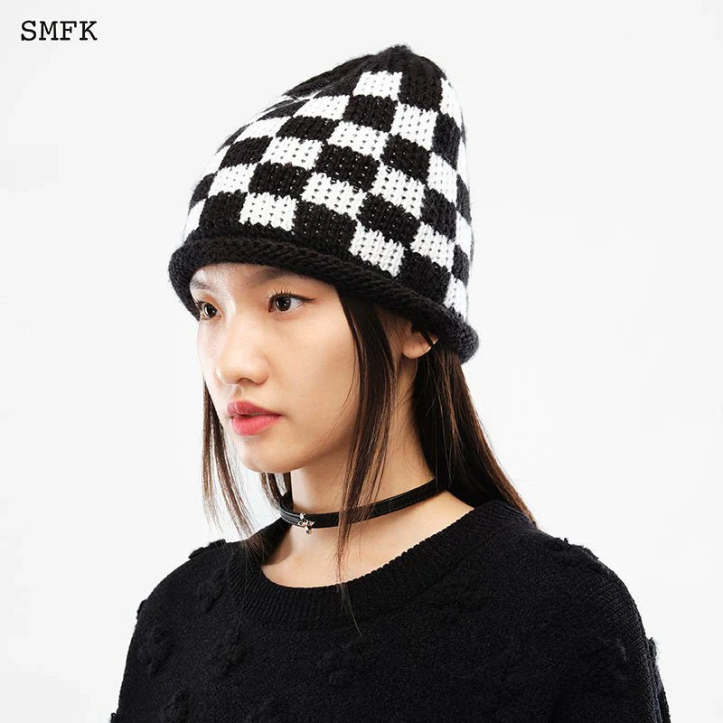 SMFK BLACK AND WHITE GRID SHEEP WOOL CAP HB002BW