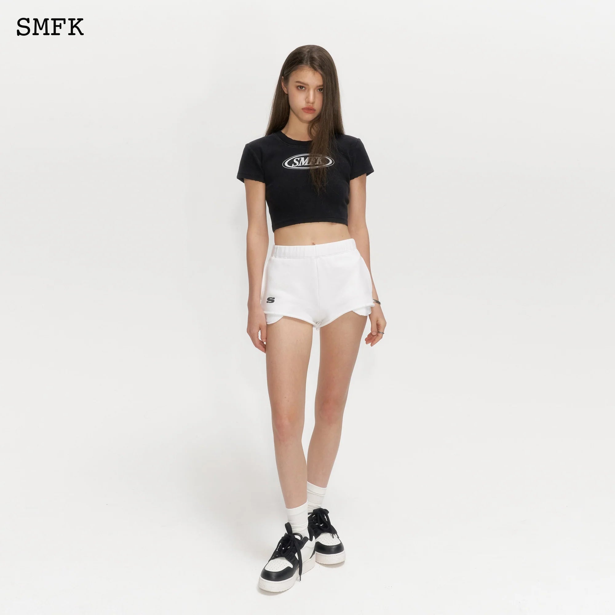 SMFK COMPASS ACADEMY WHITE SHORT JOGGING PANTS