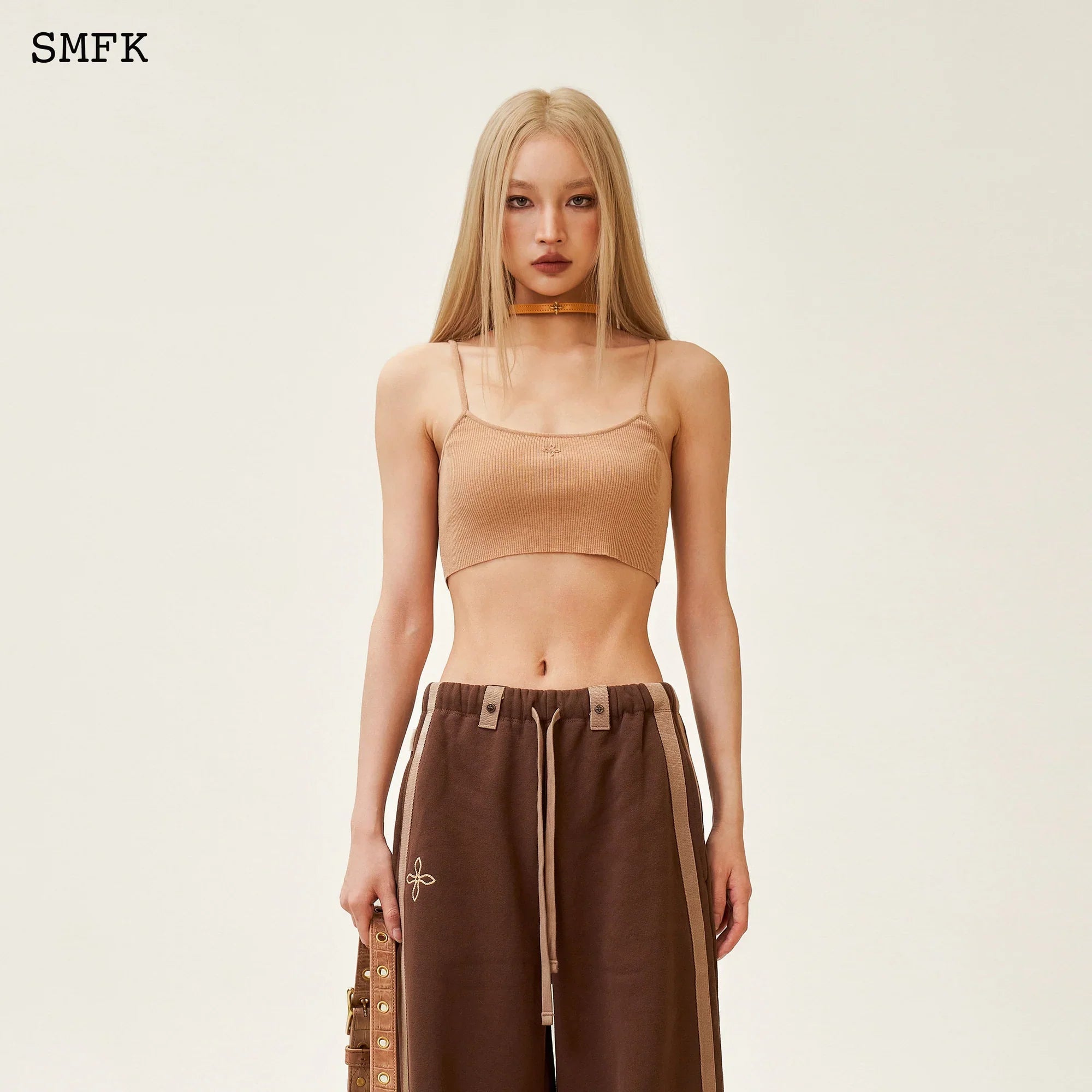 SMFK COMPASS ADVENTURE WIDE-LEG SWEATPANTS BROWN
