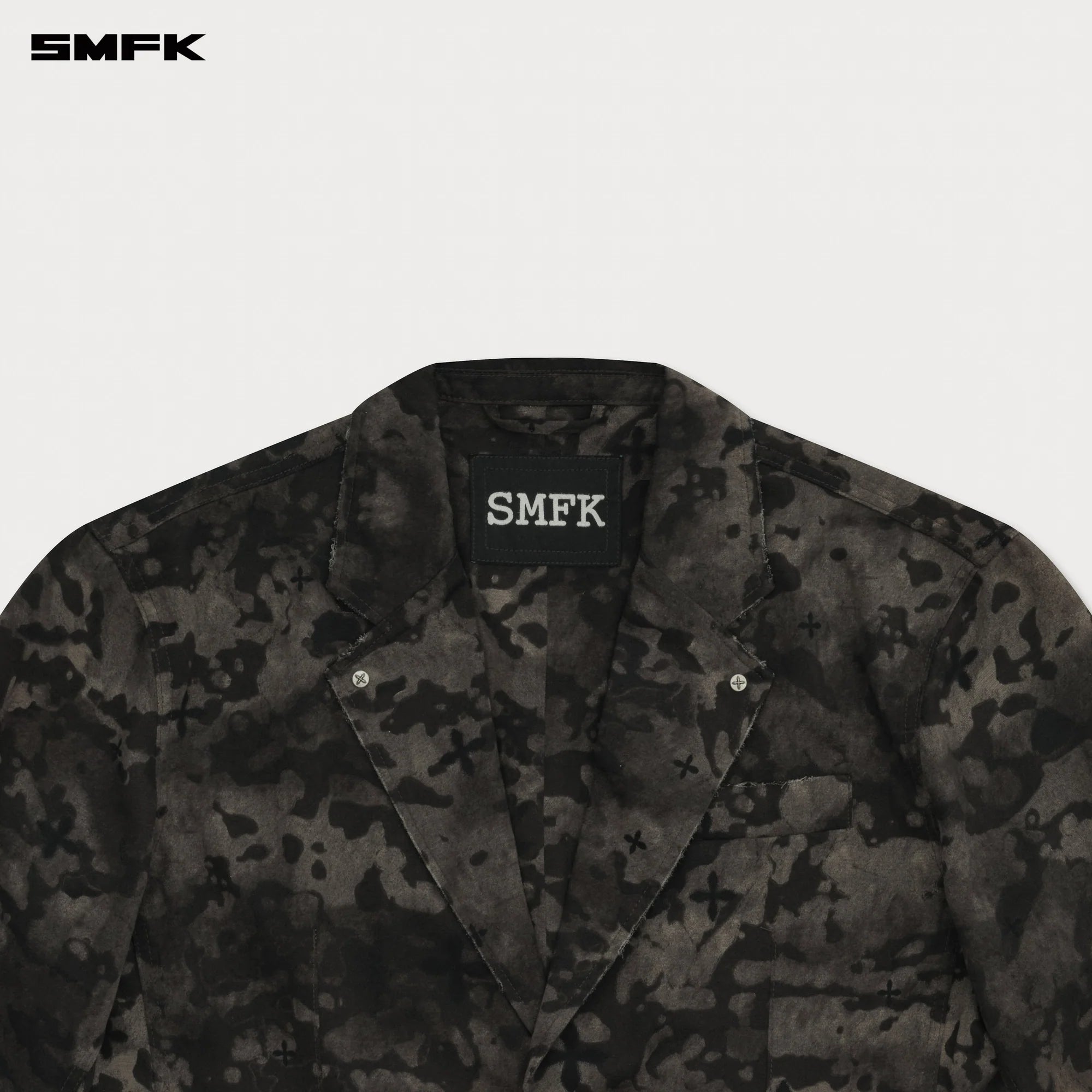 COMPASS BLACK CAMOUFLAGE OVERSIZE SUIT