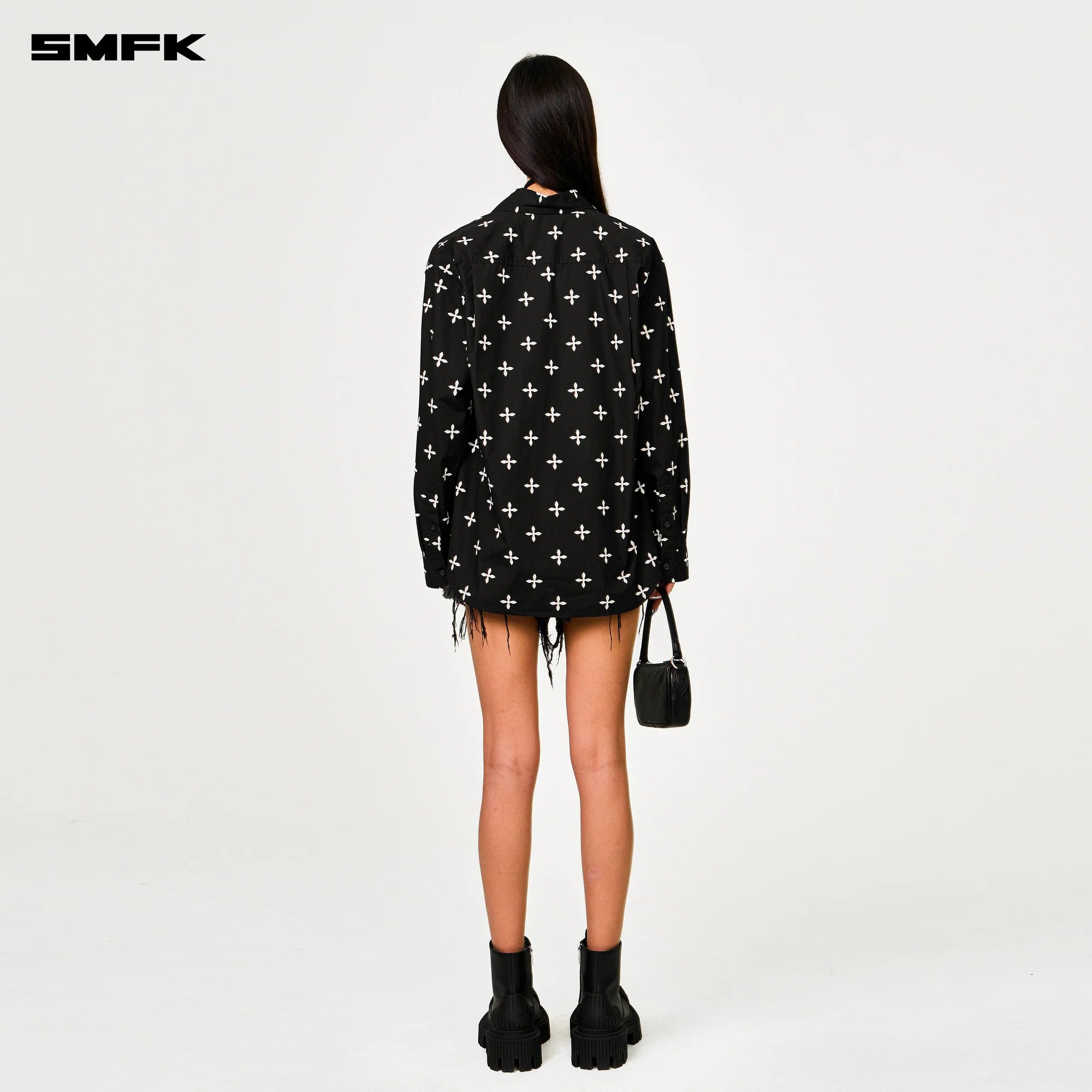 COMPASS BLACK GARDEN OVERSIZE SHIRT