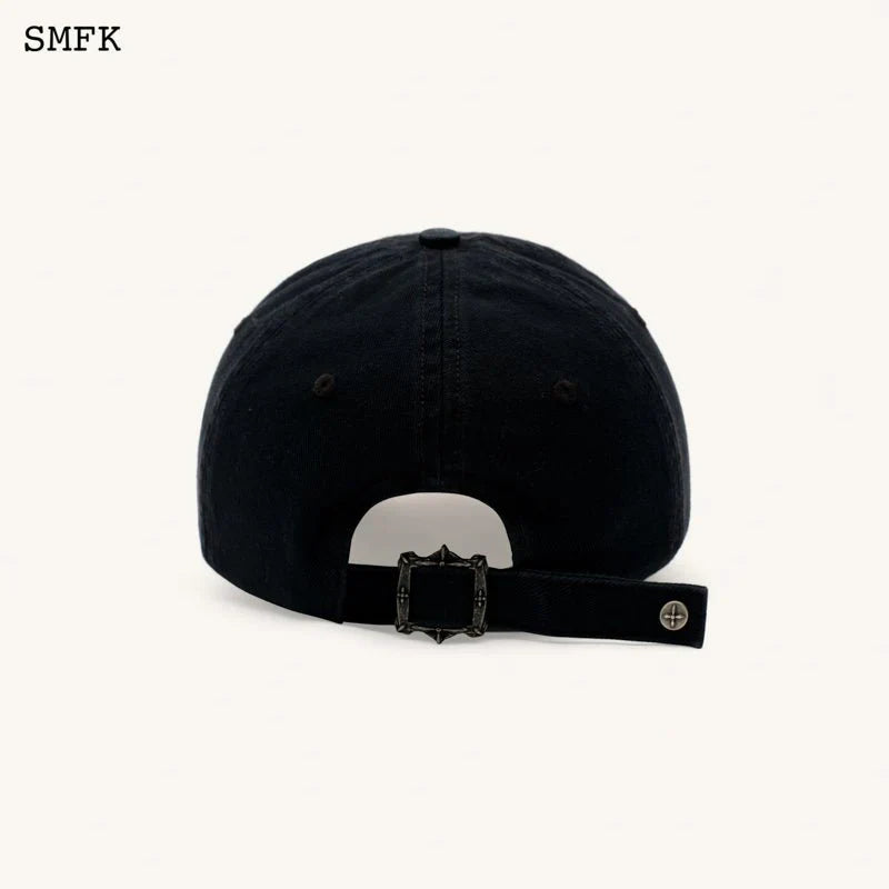 SMFK COMPASS CLASSIC CROSS CHAIN BASEBALL CAP IN BLACK