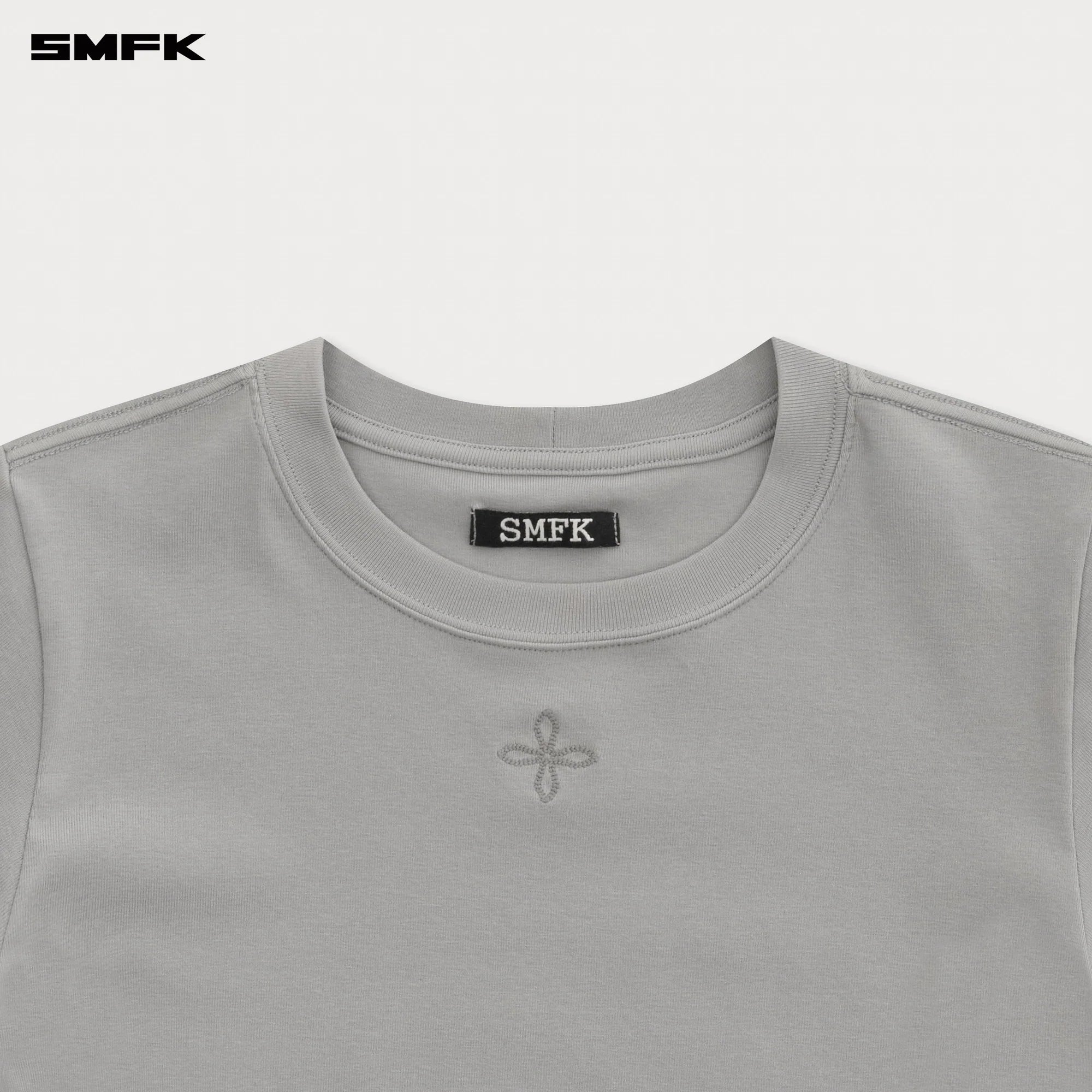 COMPASS CLASSIC CROSS CHAIN GRAY SLIM FIT SPORTS TEE